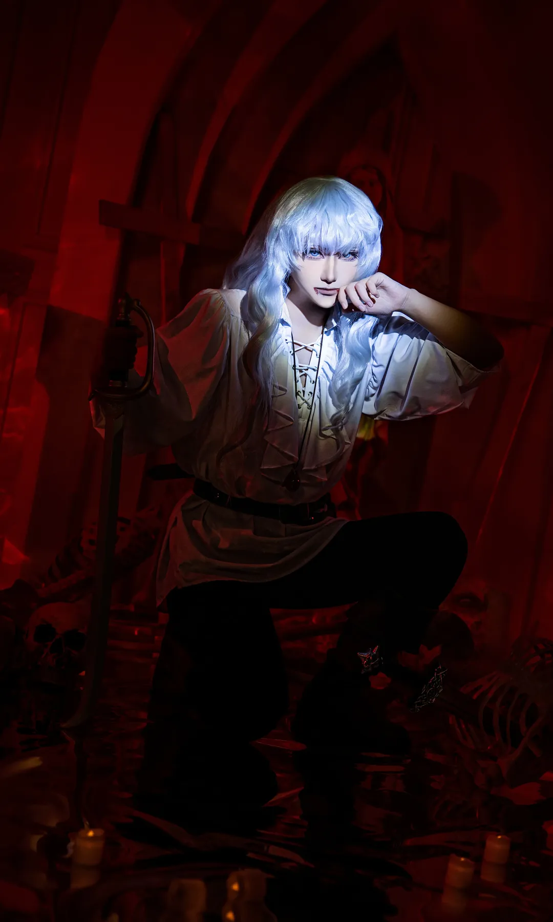 银发cosplay, 暗黑哥特风, 格里菲斯cos, 剑风传奇, 鹰之团