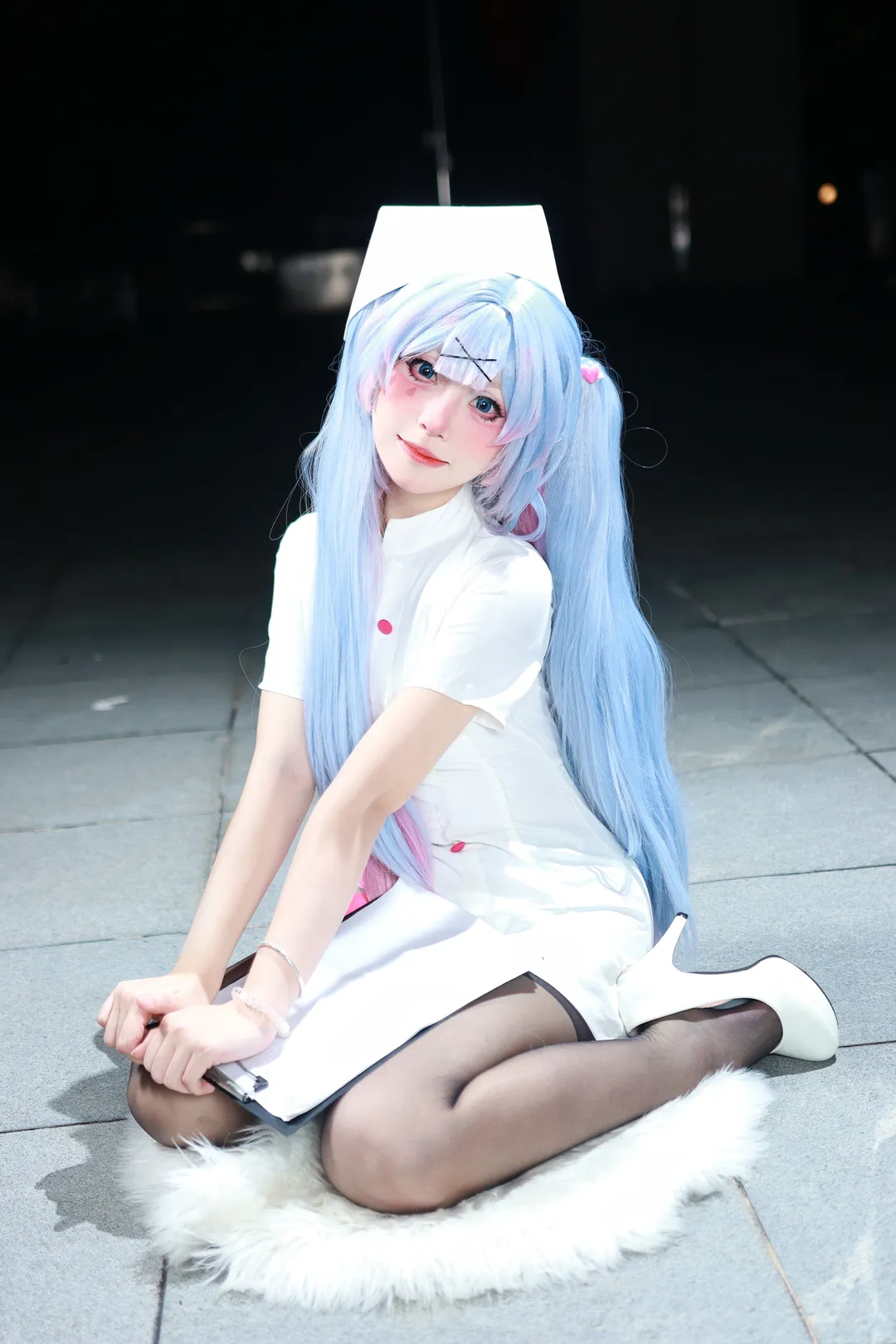 Cosplay摄影, 漫展场照, 初音未来cos, 兔子洞, 护士cosplay - 第2张