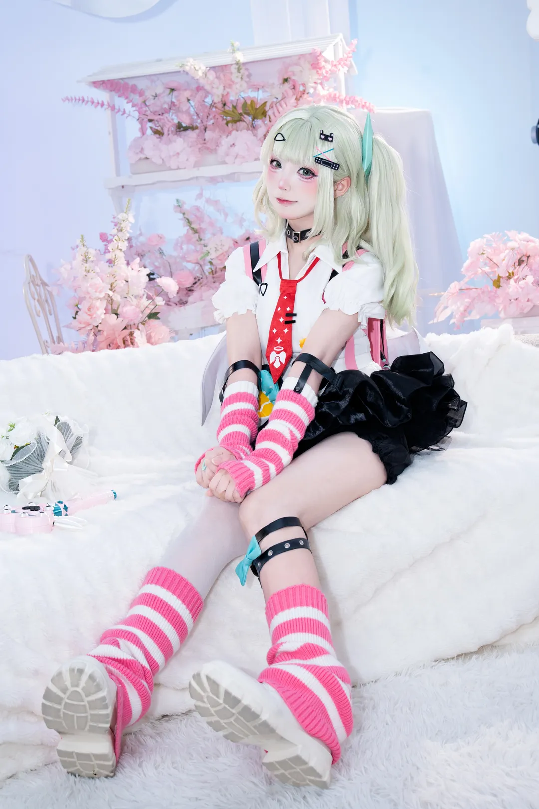 Zenless Zone Zero, Angels of Delusion, White stockings, Sunna cosplay, 2D anime girl - Image 1