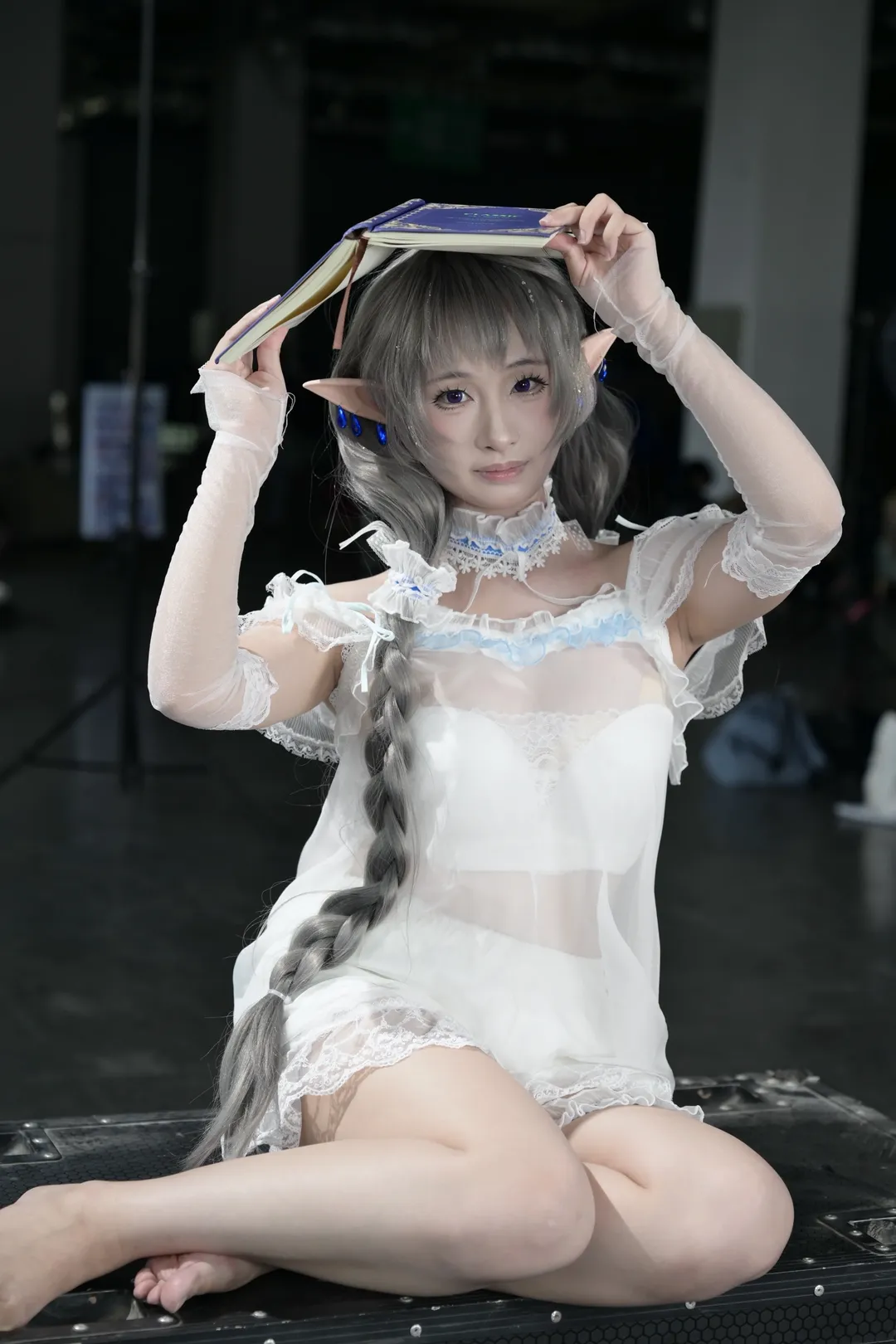 アズールレーン, イベント写真, エヴァーソン コスプレ, エルフ コスプレ, レースパジャマ - 4枚目