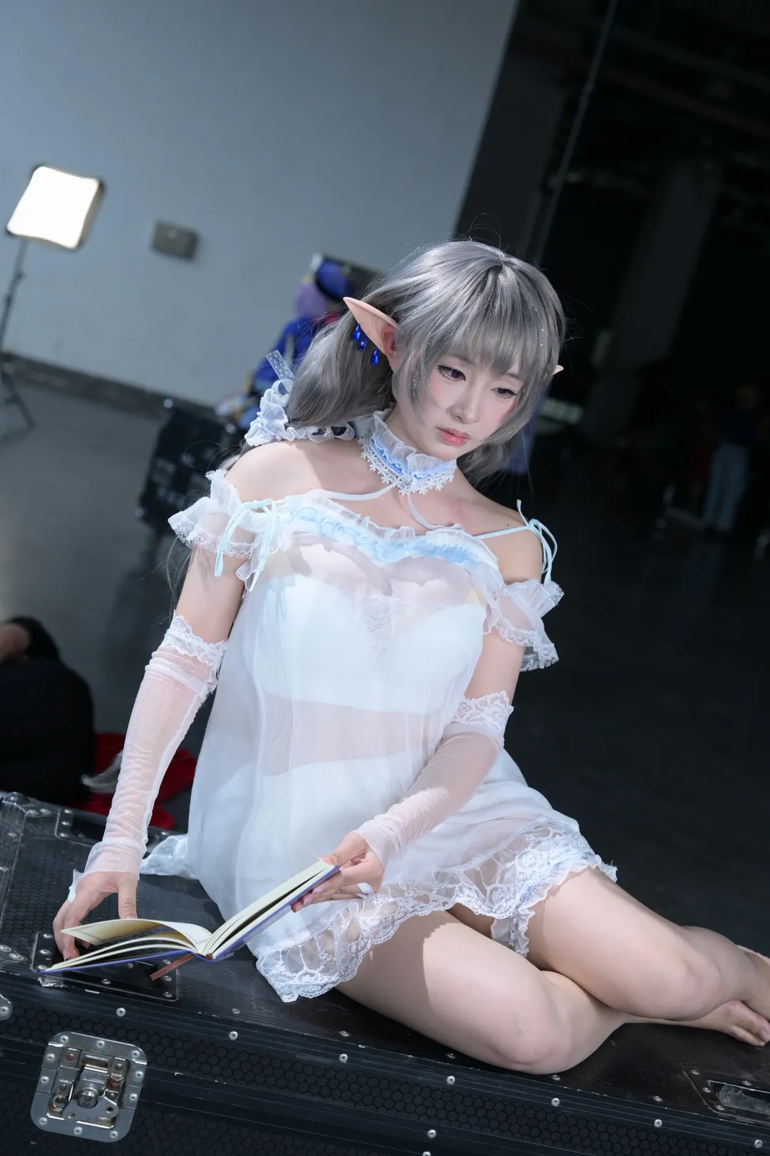 アズールレーン, イベント写真, エヴァーソン コスプレ, エルフ コスプレ, レースパジャマ - 6枚目