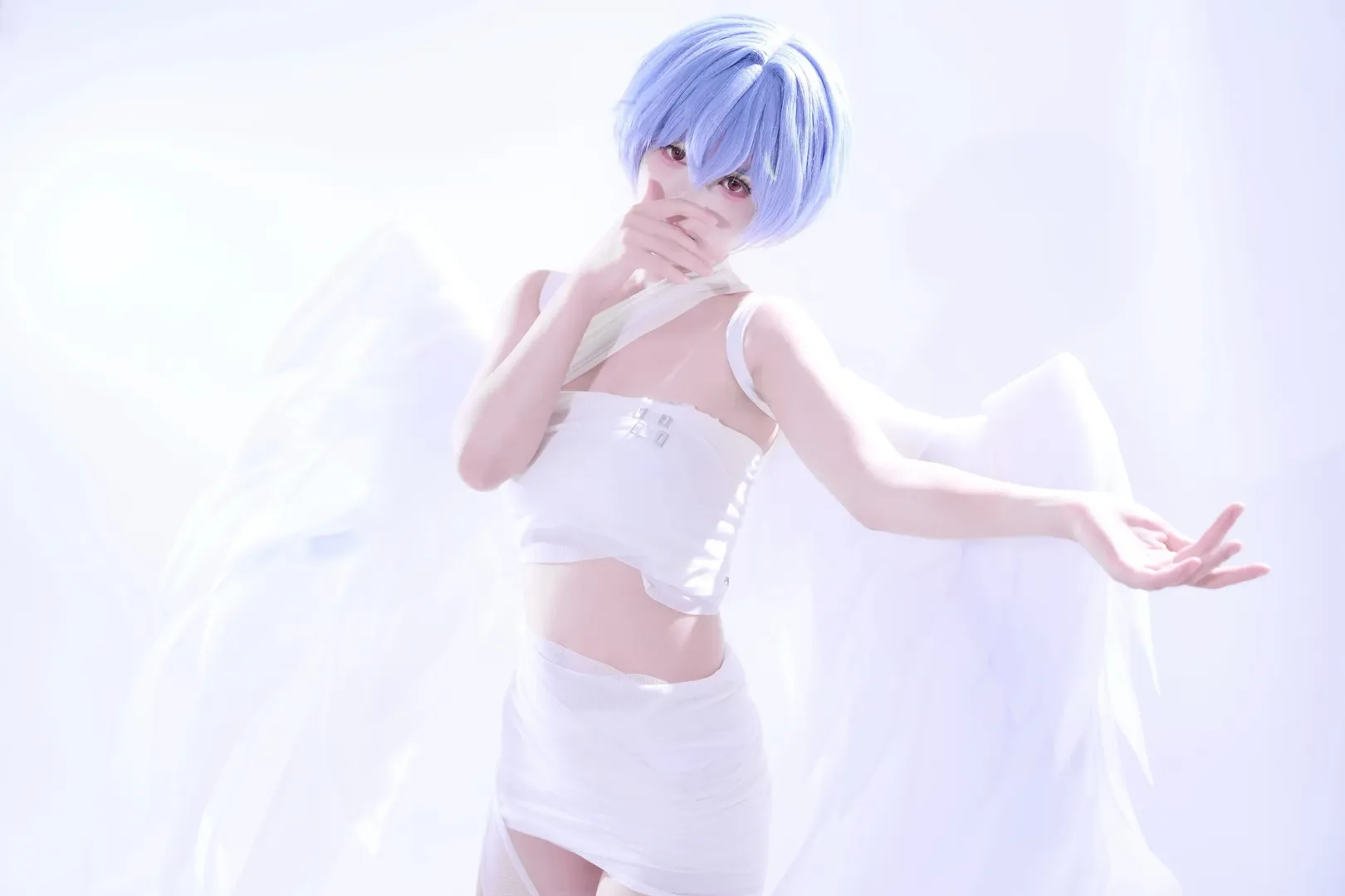 绫波丽cos, Cosplay分享, 新世纪福音战士, 天使造型, 纯白系摄影 - 第2张