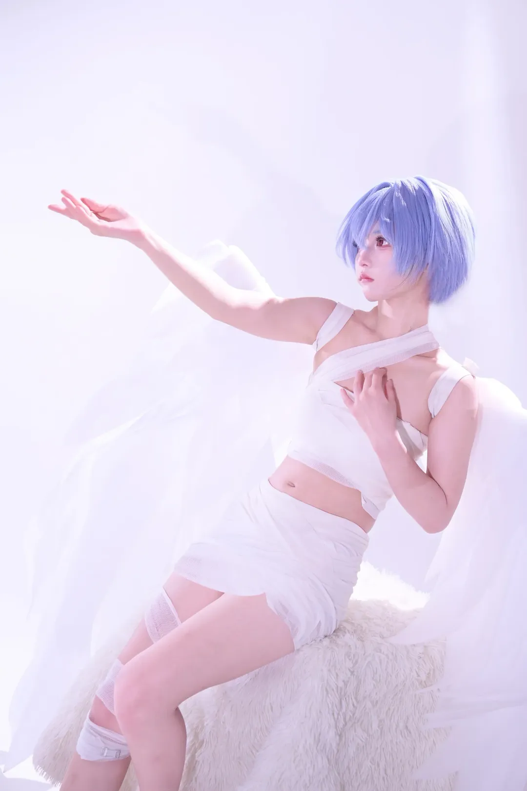 绫波丽cos, Cosplay分享, 新世纪福音战士, 天使造型, 纯白系摄影 - 第3张