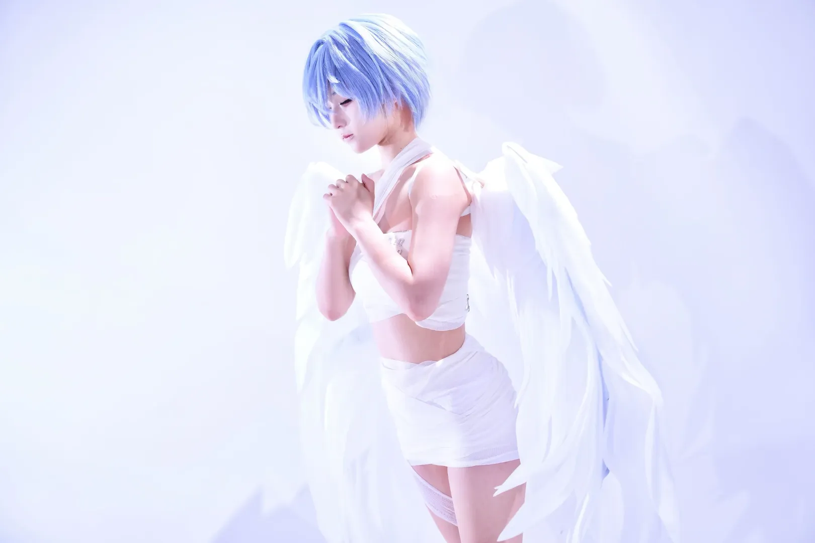绫波丽cos, Cosplay分享, 新世纪福音战士, 天使造型, 纯白系摄影 - 第5张
