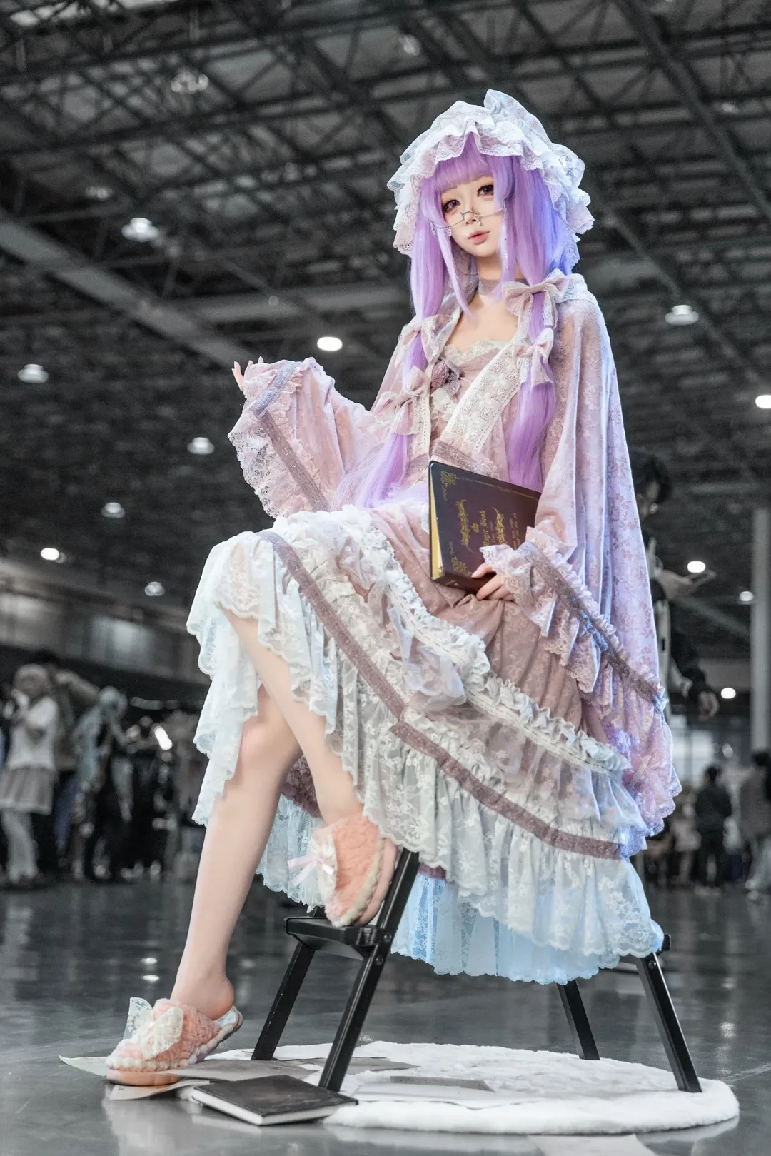 Touhou Project, Convention photos, Patchouli cosplay, Lace dress, The Witch of Cherry Blossom Blizzard - Image 1