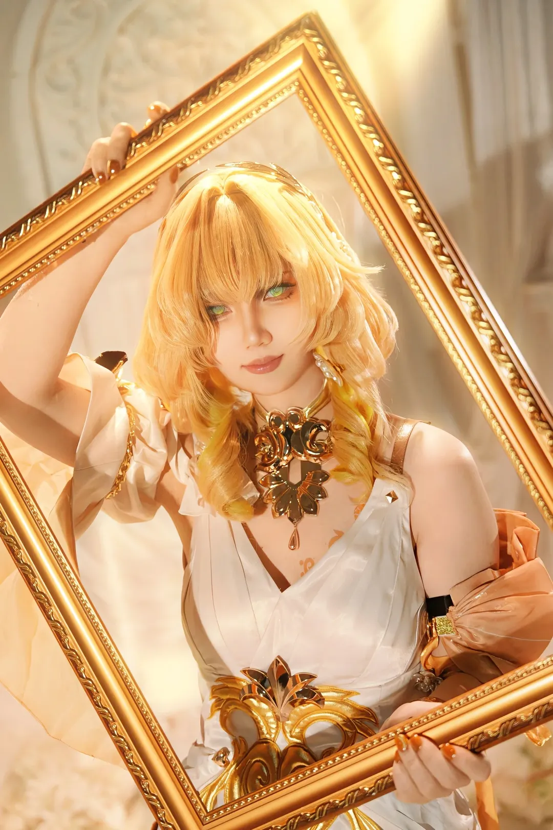 阿格萊雅cos, 崩壞星穹鐵道, cosplay攝影, 金髮cos, 白色長襪cos - 第1張