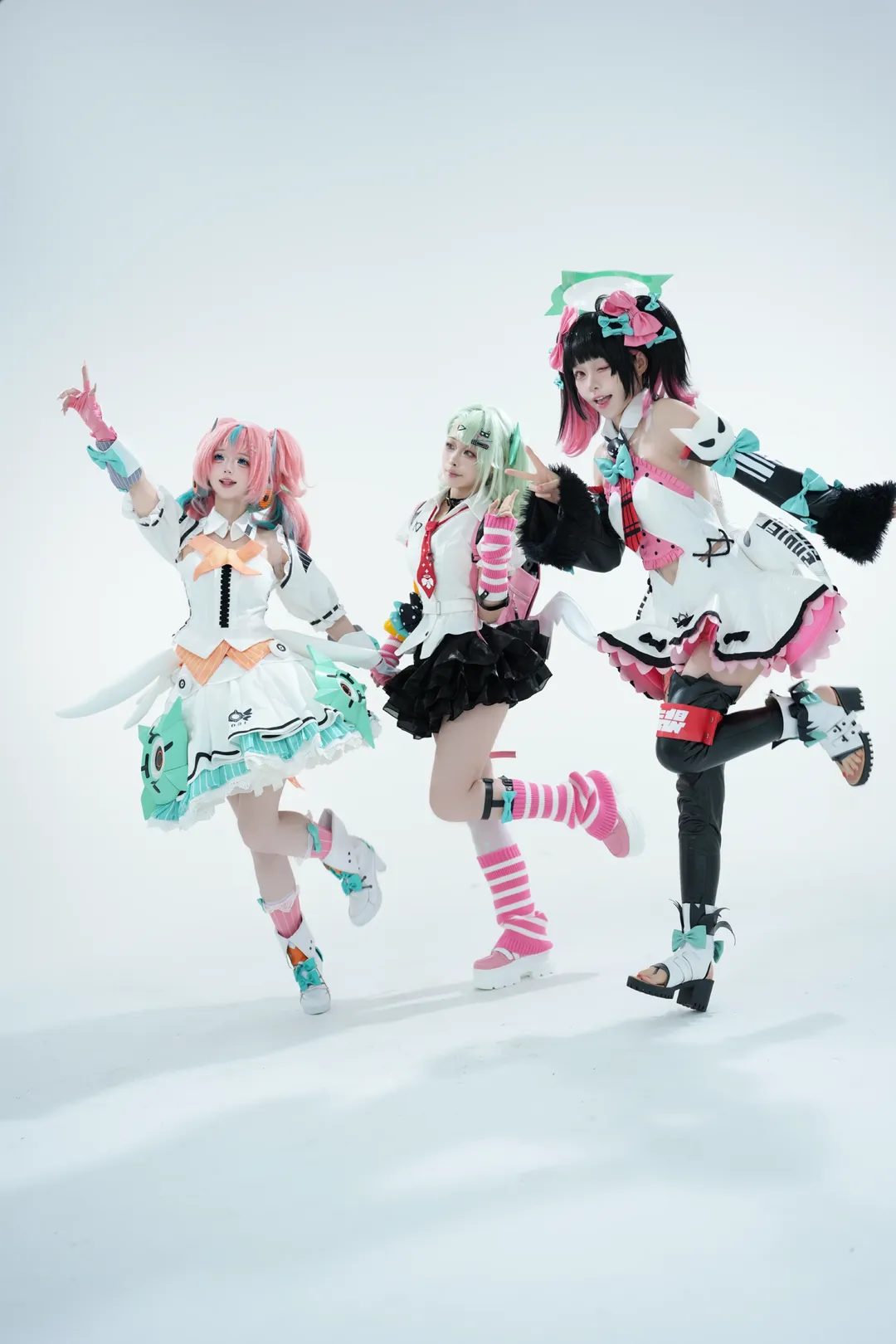 Zenless Zone Zero, Sunna cosplay, Aria cosplay, Nangong Yu cosplay, Angels of Delusion cosplay