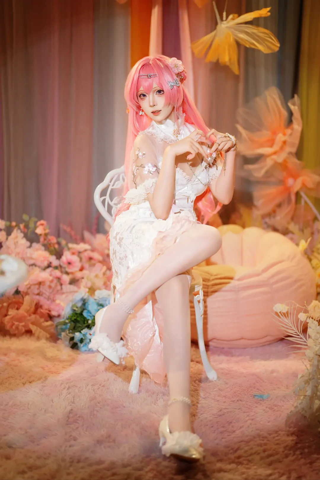 Anime-style photography, Cheongsam cosplay, Goddess of Victory: Nikke, Dorothy cosplay, White stockings and high heels - Image 4