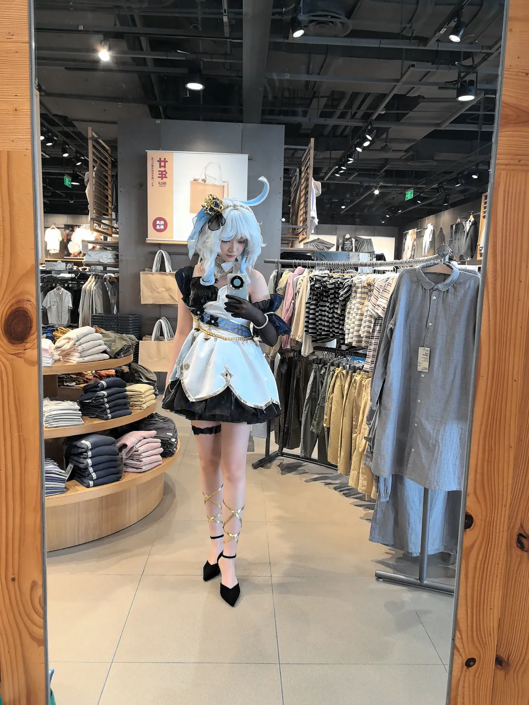 原神, 芙宁娜cos, 水神cos, cosplay返图, 丝袜穿搭