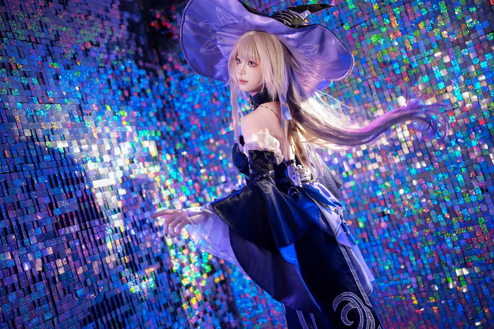 Honkai: Star Rail, Herta cosplay, Cosplay photography, Black tights outfit, Witch style - Image 3