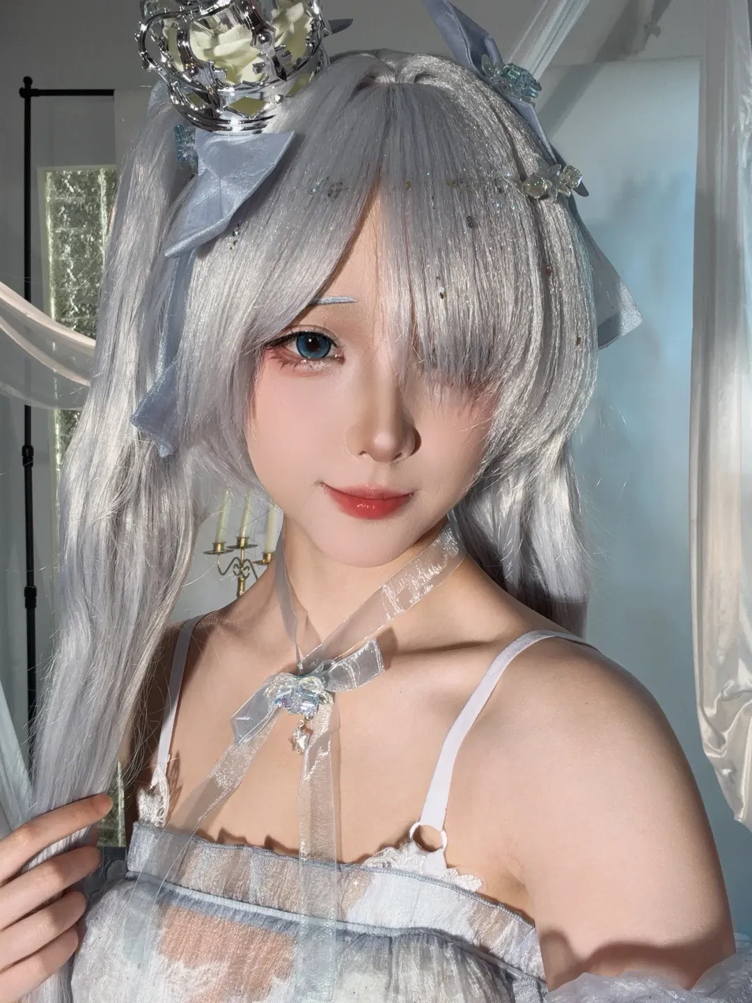 胜利女神妮姬, 灰姑娘cos, 银发双马尾, 腿环穿搭, 仙气裙装