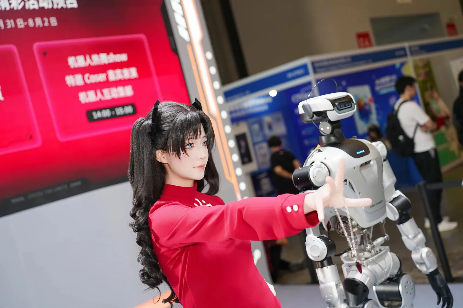 ChinaJoy, Tohsaka Rin cosplay, Fate, Black stockings cosplay, Robot - Image 7