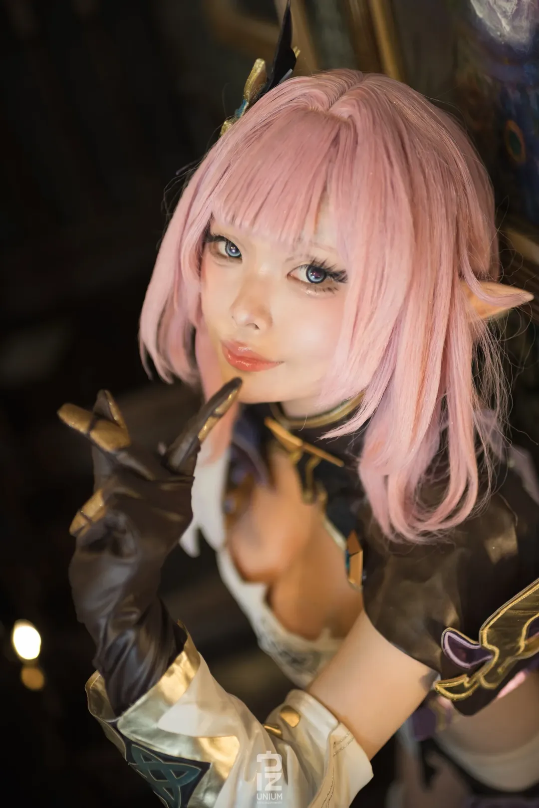 爱莉希雅cos, 崩坏3, cosplay, 精灵耳, 粉色系假发 - 第1张