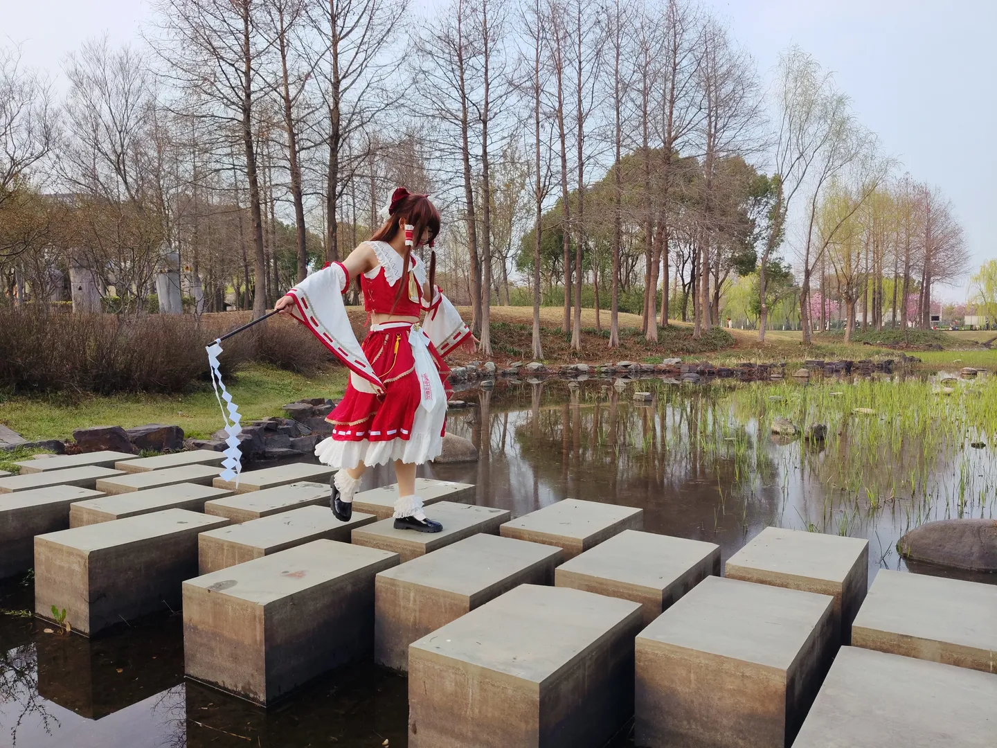 博丽灵梦cos, 东方Project, 二次元cosplay, 外景摄影, cos日常 - 第3张