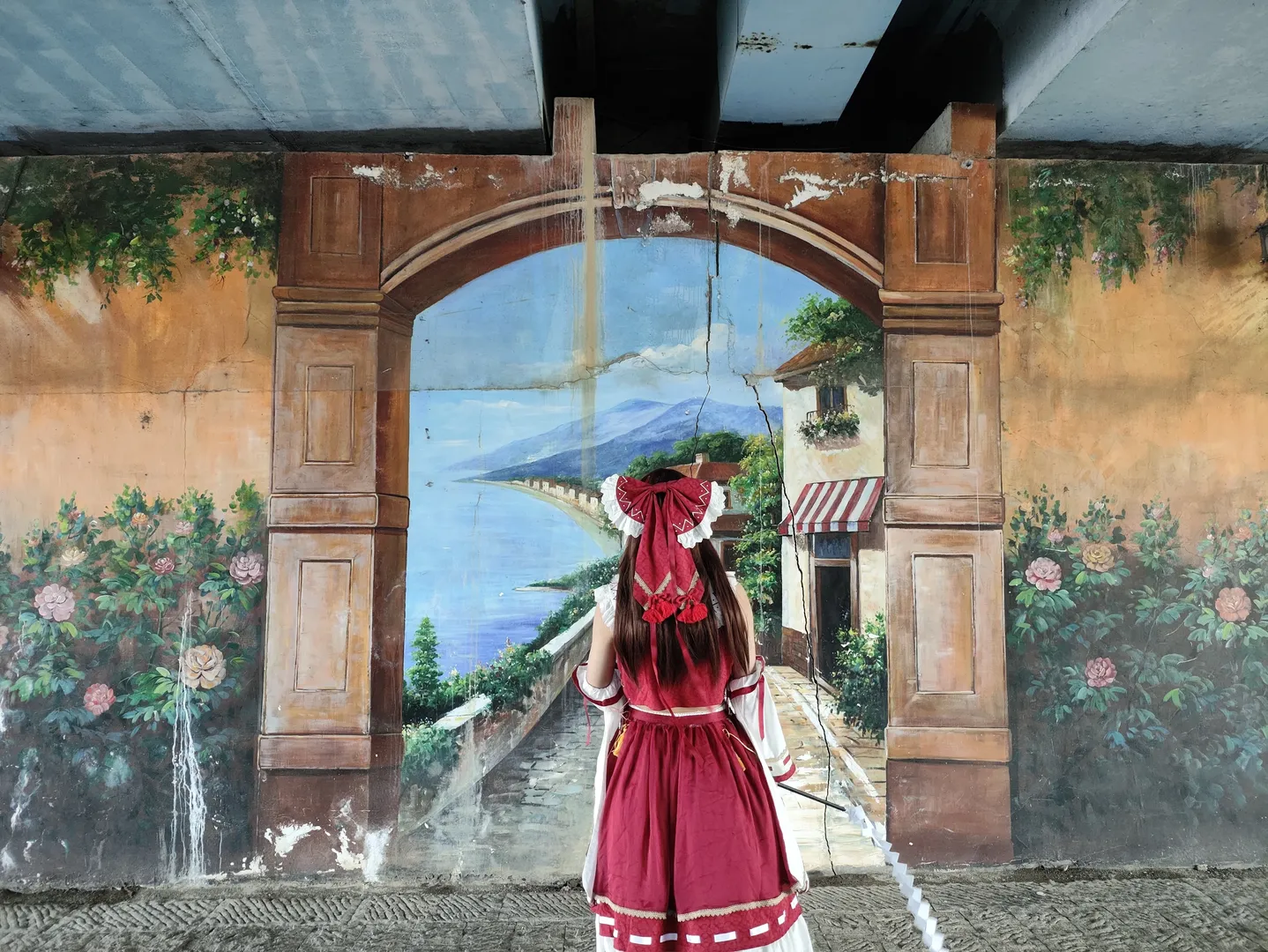 コスプレ, 博麗霊夢コスプレ, 東方Project, 少女祈祷中, 白いレースソックス - 3枚目