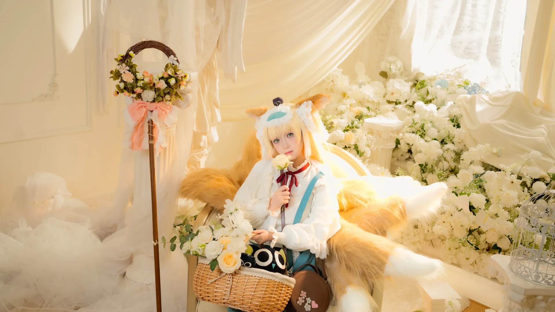 室内摄影, 明日方舟, 铃兰cos, 狐尾cosplay, 花环道具 - 第2张