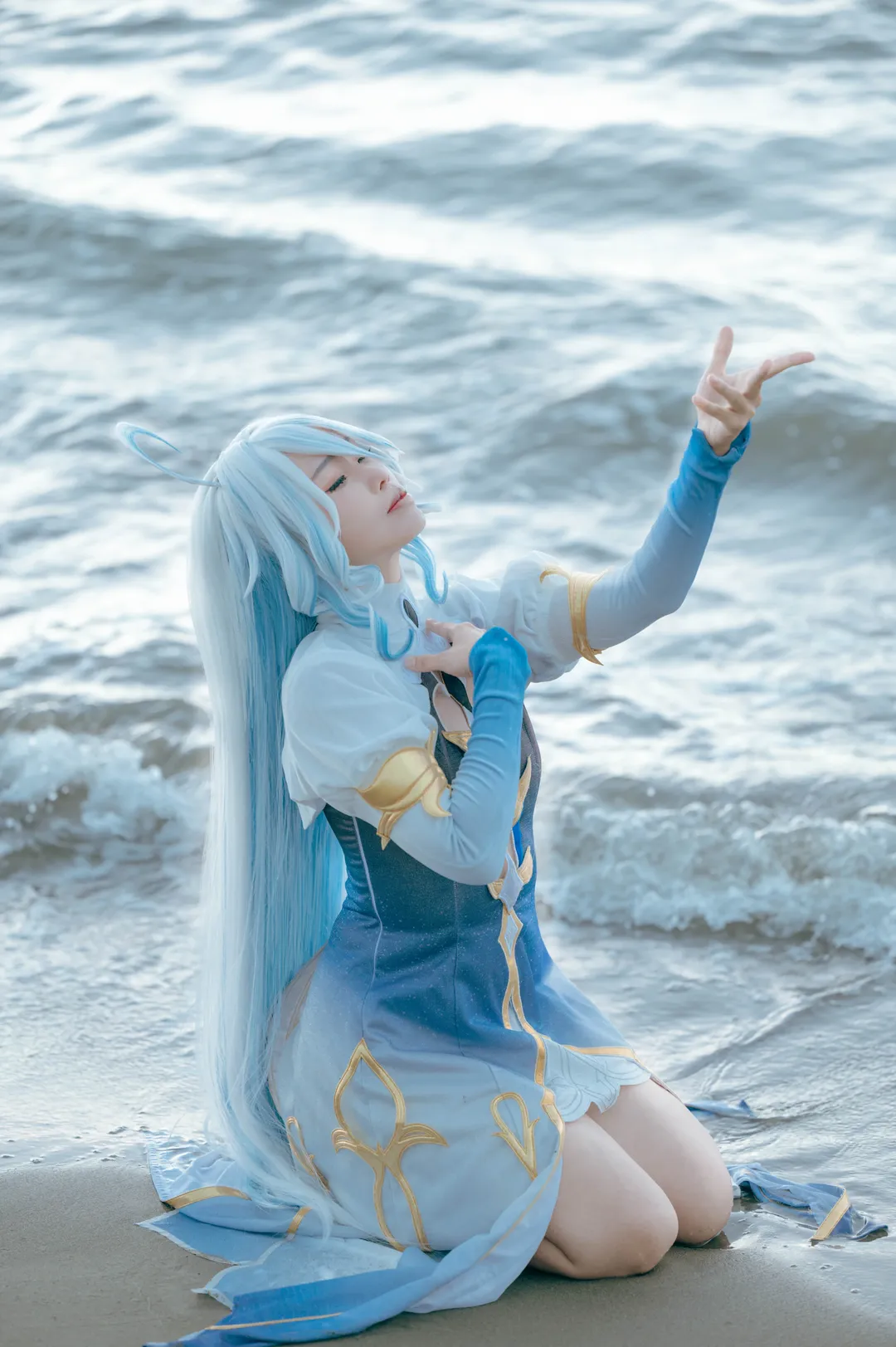 原神, 芙宁娜cos, Cosplay摄影, 芙卡洛斯cos, 海滩外景 - 第3张