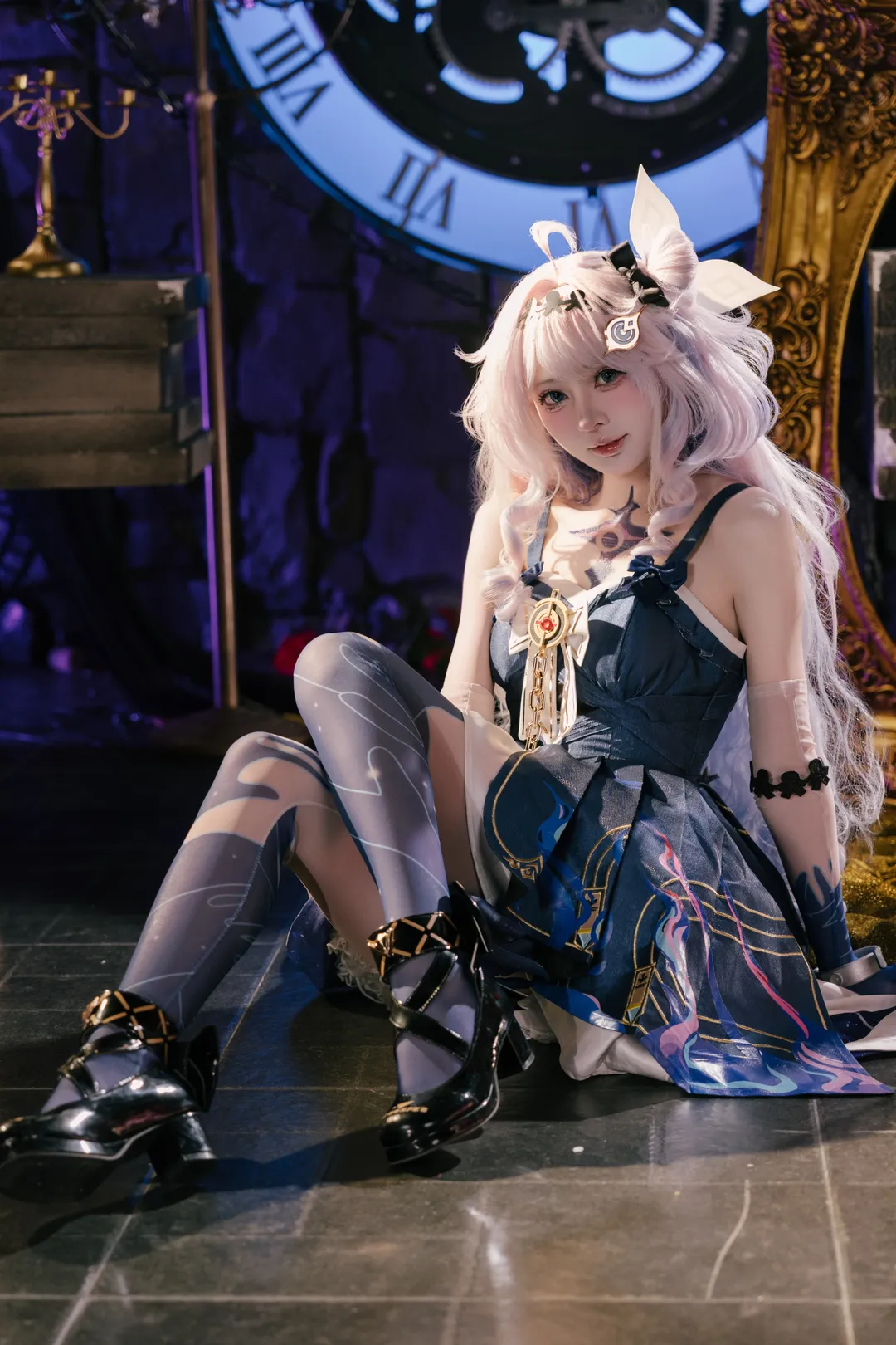Wuthering Waves, Denia Cosplay, Anime-style photography, Sony mirrorless camera, Stocking outfit