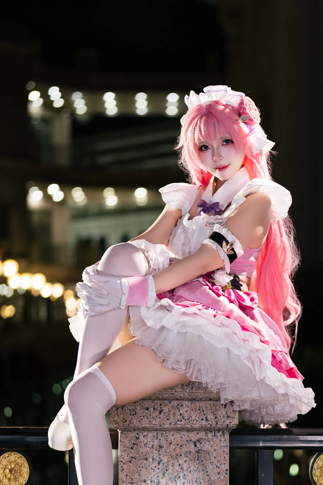 cosplay摄影, 桃乐丝cos, 白丝女仆, 夜景外拍, 胜利女神：妮姬NIKKE