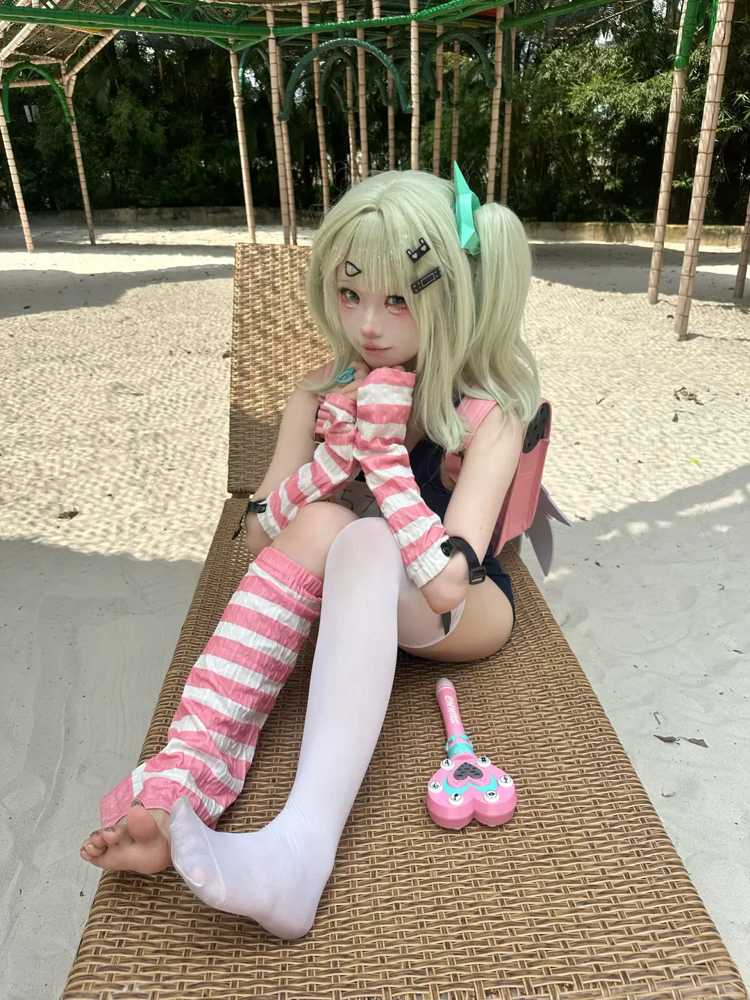 [Sunna cosplay] Zenless Zone Zero: Refreshing Summer Photoshoot at Chimelong Water Park by 知悠悠 - Image 3