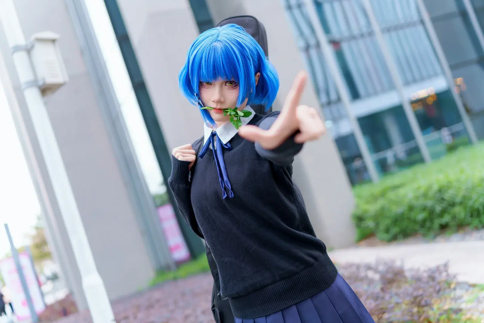 【山田リョウ コスプレ】『ぼっち・ざ・ろっく！』イベント写真：今日も元気に草を食べる日（黒ストッキング・二次元） - Kirito君 - 4枚目