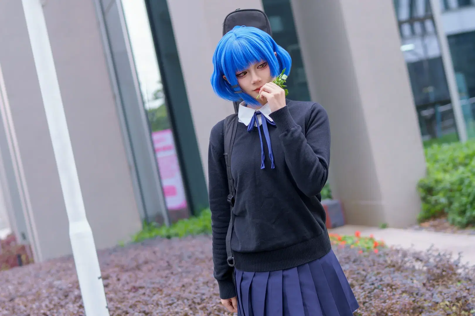 【山田リョウ コスプレ】『ぼっち・ざ・ろっく！』イベント写真：今日も元気に草を食べる日（黒ストッキング・二次元） - Kirito君 - 5枚目