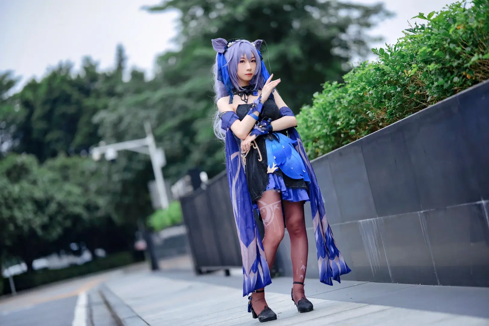 [Keqing cosplay] Opulent Splendor, Convention photos before nightfall by Kirito君 - Image 2