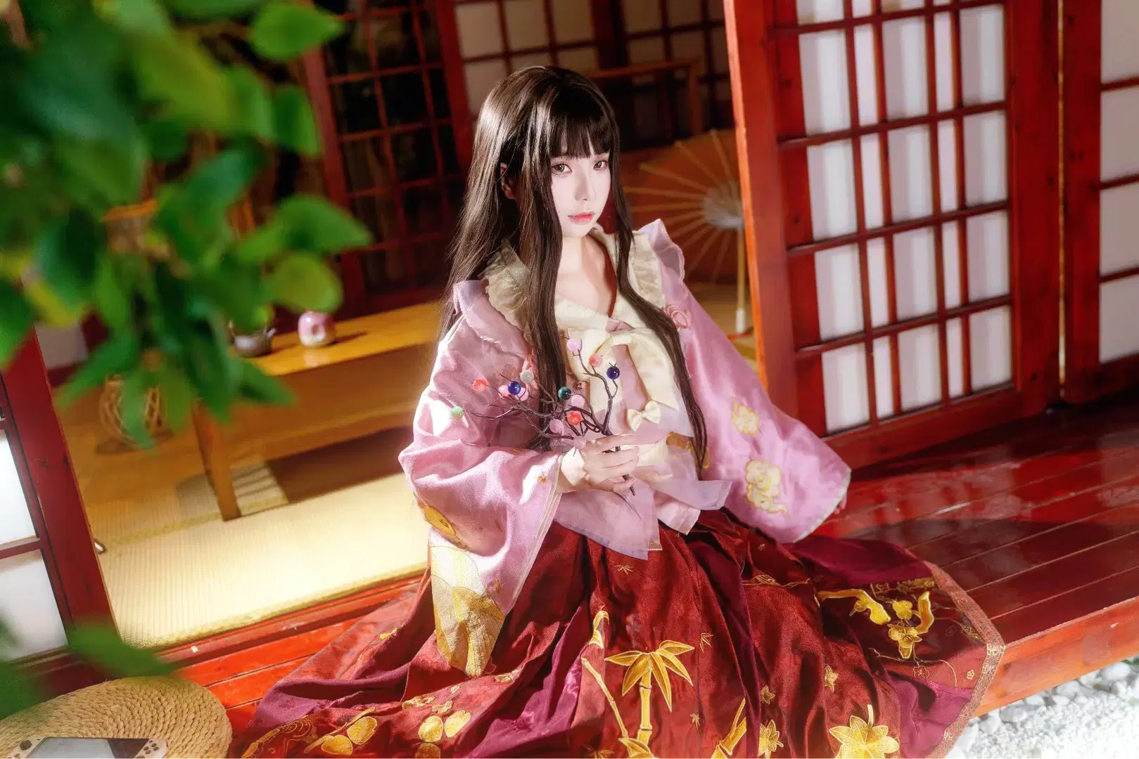 [Houraisan Kaguya cosplay] Japanese-Style Moments of the Lunar Maiden by Kirito君 - Image 3