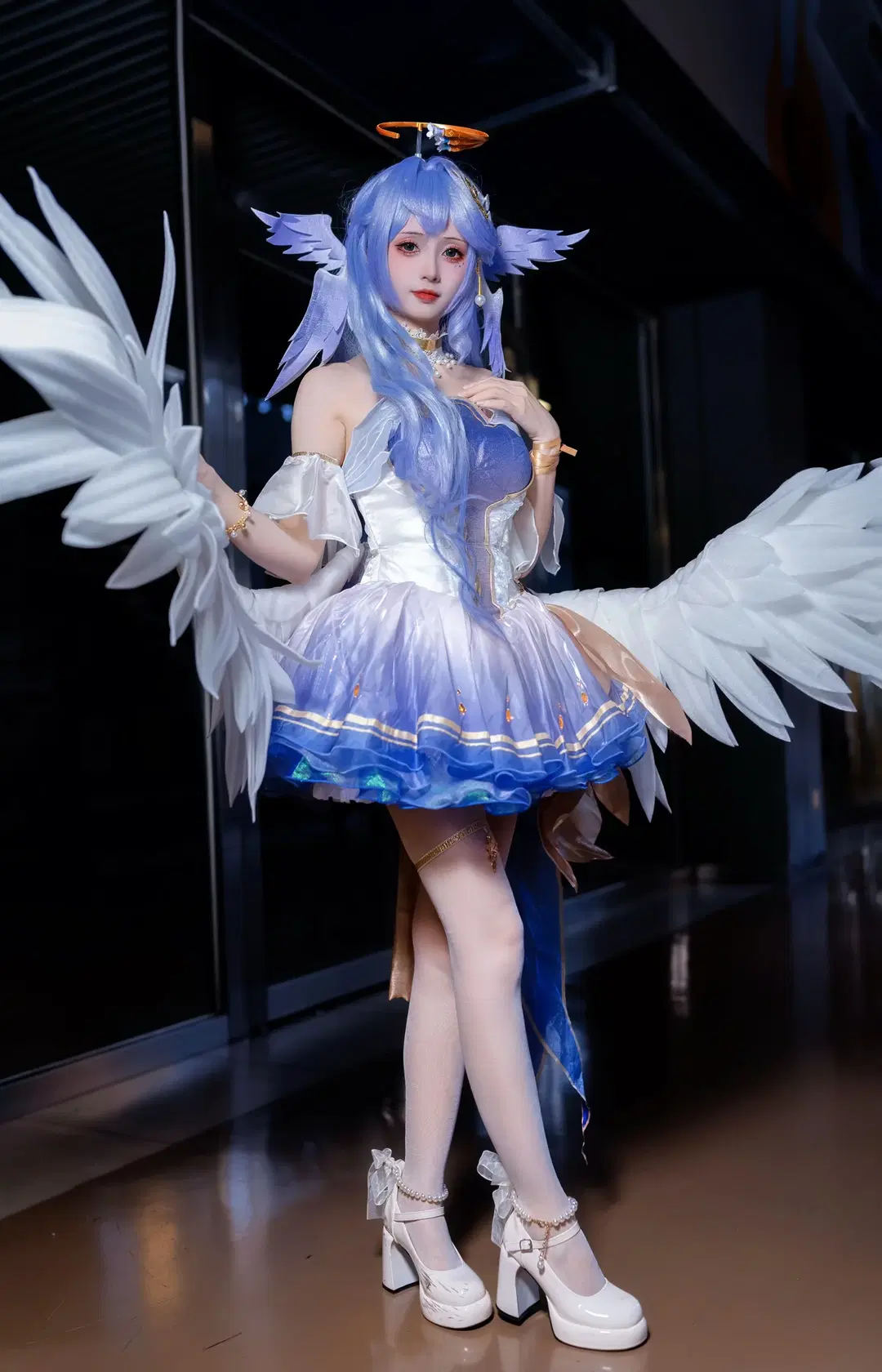 Honkai: Star Rail, Robin cosplay, Convention photos, White stockings, Cosplay photography