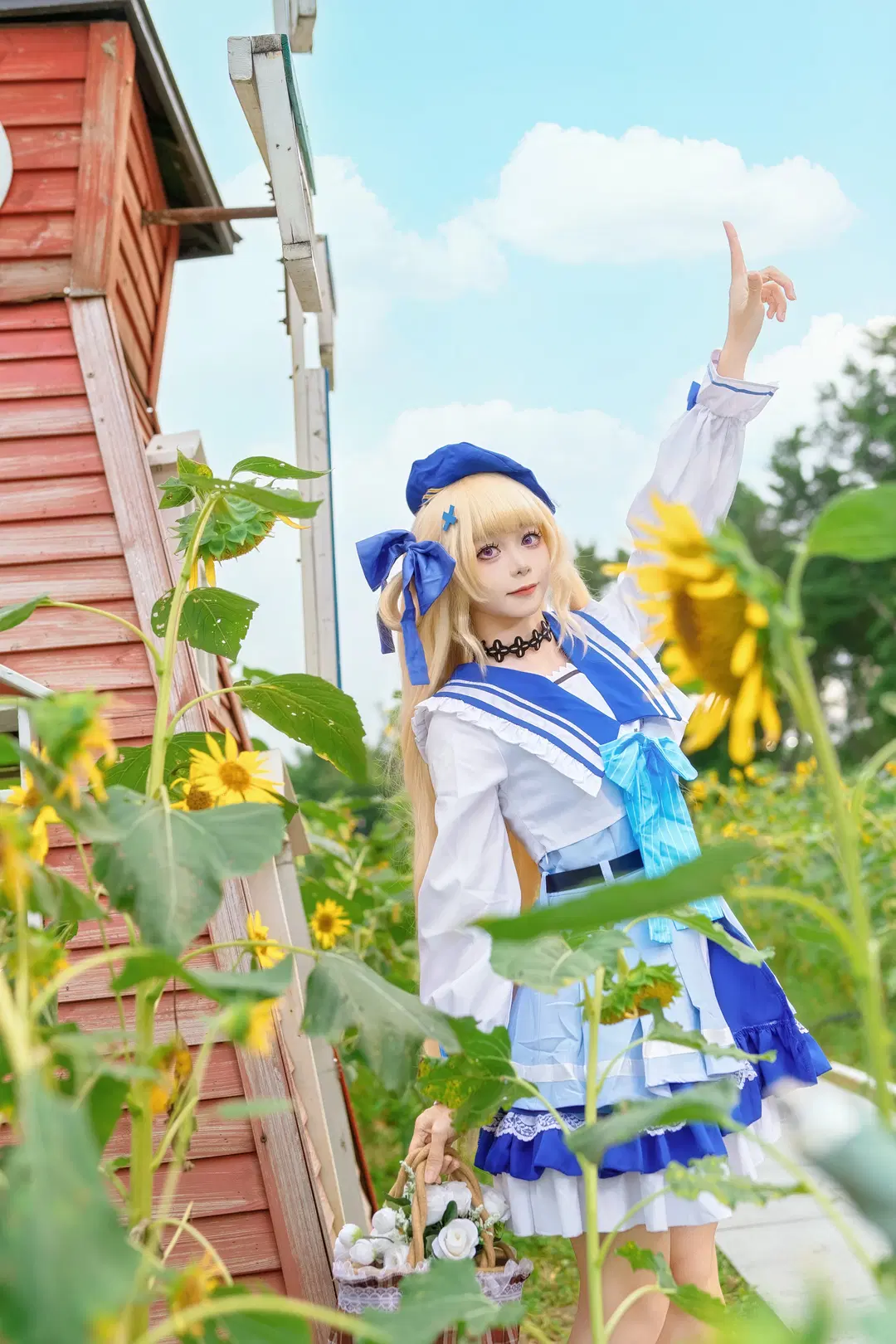 [Phoebe Cosplay] Blooming in the Sunflower Field: The Wuthering Waves Collaboration Exclusive by Kirito君 - Image 4