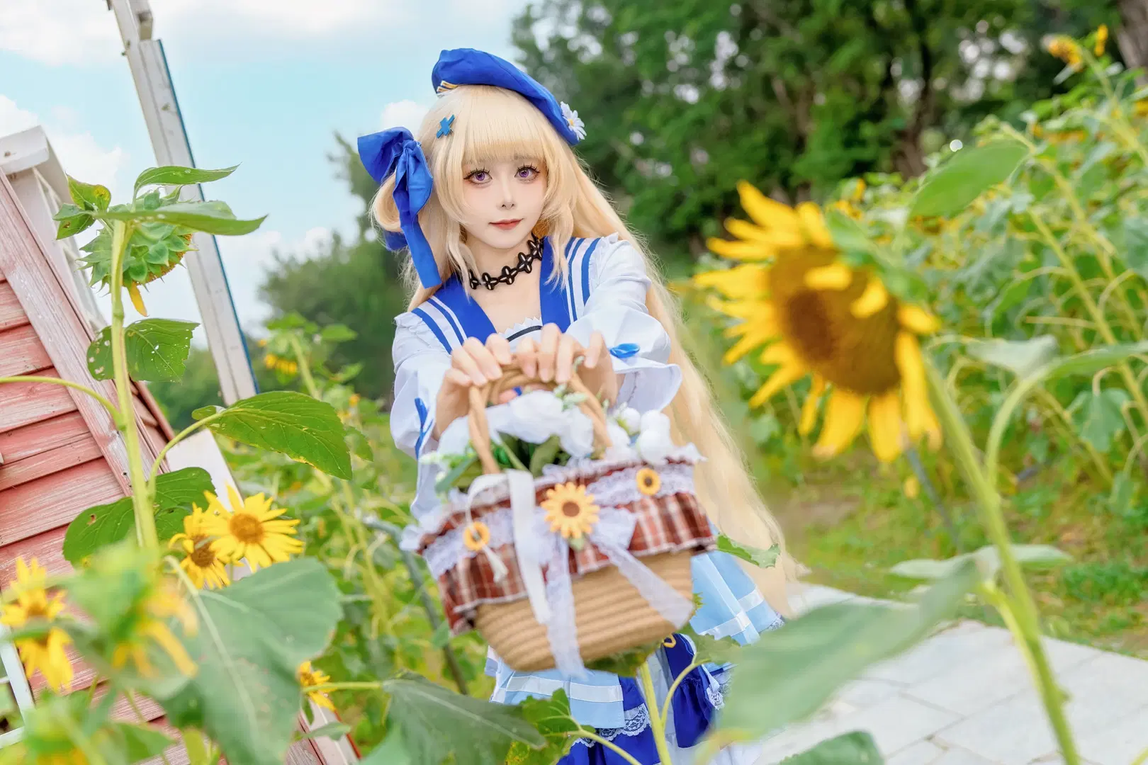 [Phoebe Cosplay] Blooming in the Sunflower Field: The Wuthering Waves Collaboration Exclusive by Kirito君 - Image 5