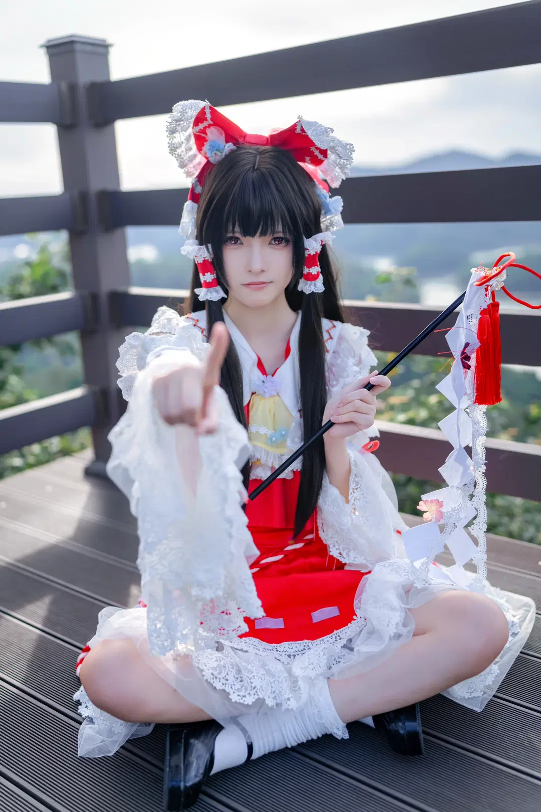 【博丽灵梦cos】东方project 红白巫女的和风洛丽塔写真 - Kirito君 - 第5张