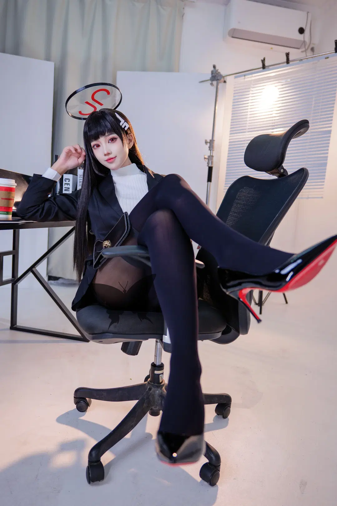 【调月莉音cos】蔚蓝档案的厚黑职场美学 - Kirito君 - 第3张