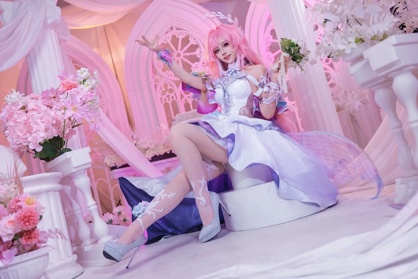 昔涟cos, 崩坏星穹铁道, 二次元cosplay, 白丝, 粉色头发