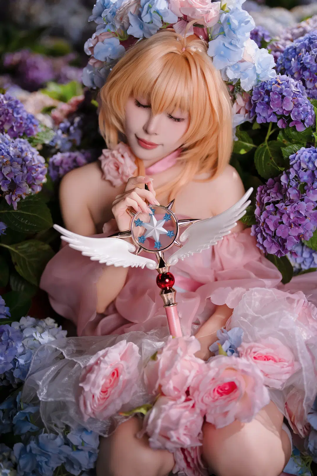 [Kinomoto Sakura cosplay] A Pink and Blue Fairytale in the Endless Summer Hydrangea Field by Kirito君 - Image 8