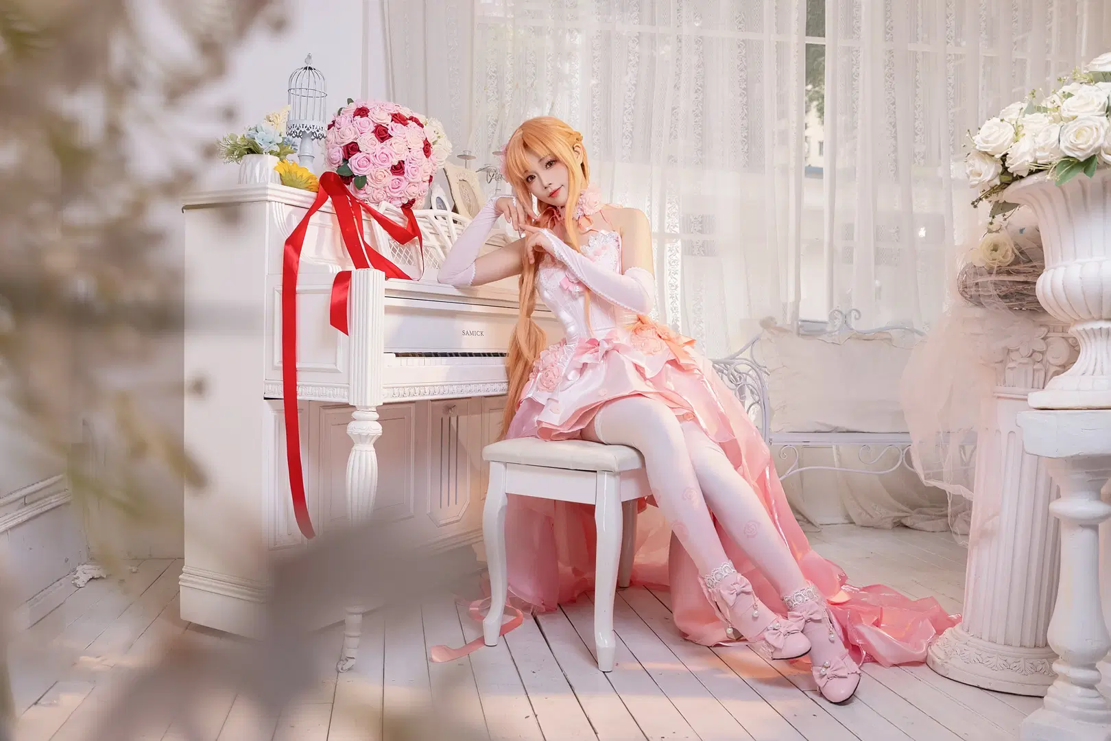 【亚丝娜cos】刀剑神域花嫁正片预告，粉色白丝的优雅瞬间 - Kirito君 - 第4张