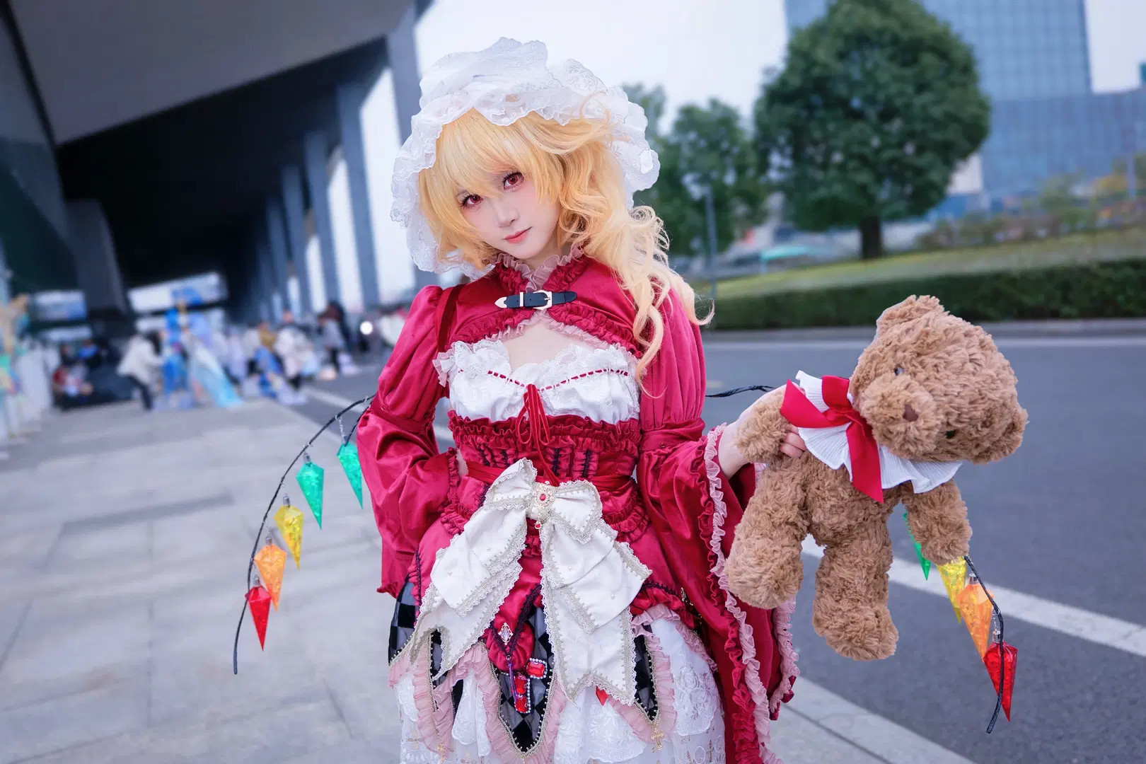【フランドール・スカーレットコスプレ】紅魔館の悪魔の妹がイベント会場からご挨拶 - Kirito君 - 3枚目