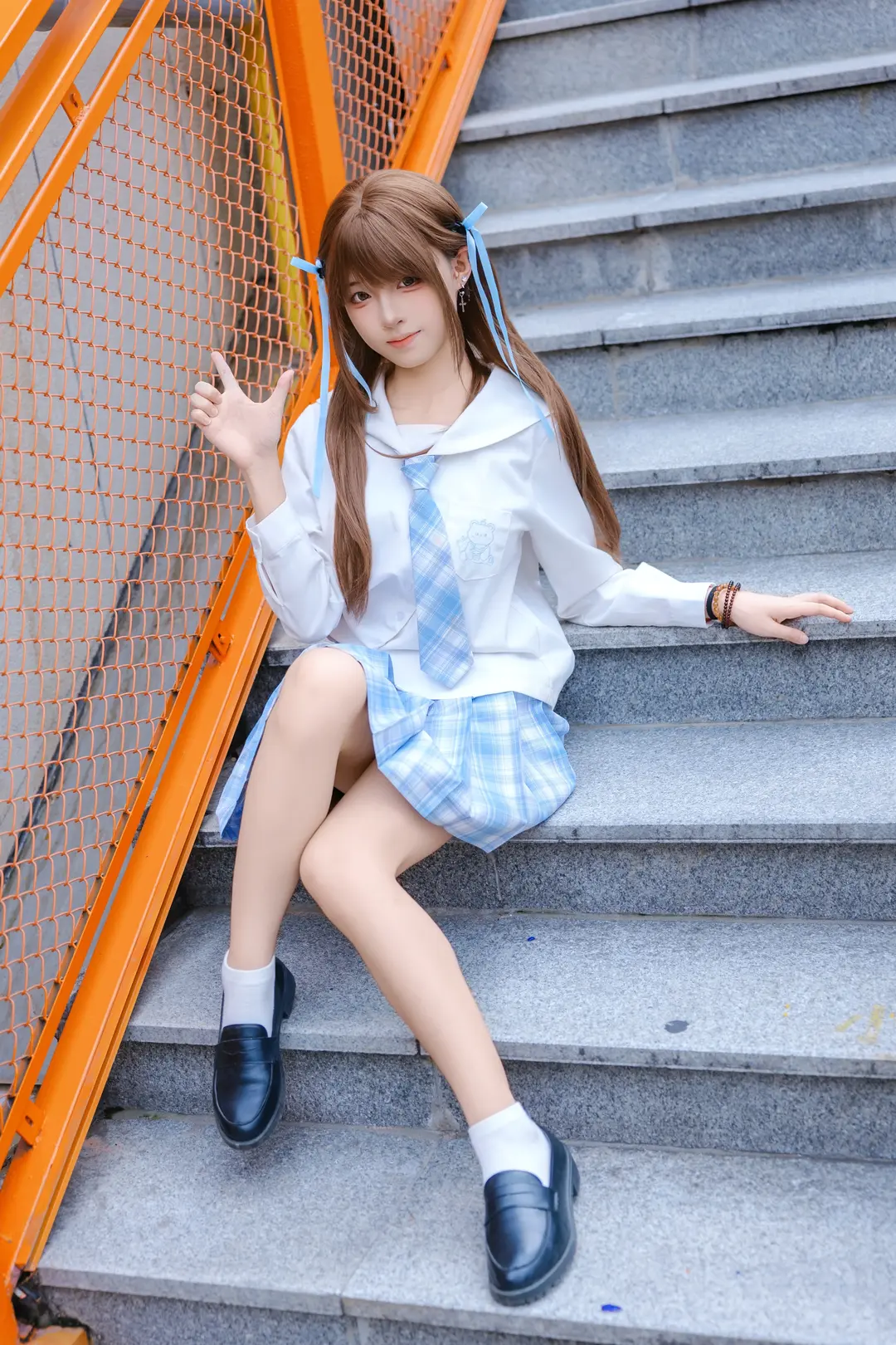 JK制服, 夏日氛围感, 日系写真, 蓝白格裙, 小清新摄影 - 第4张