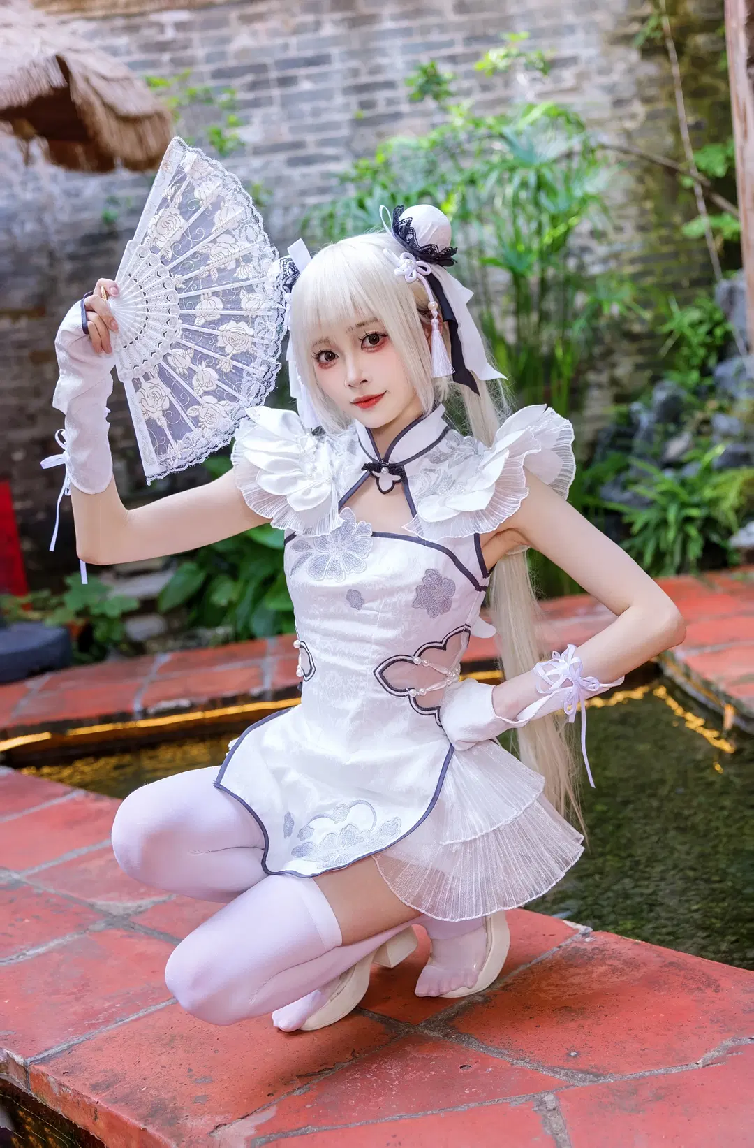 【殷紫萍コスプレ】『NARAKA: BLADEPOINT』チャイナドレスロケ撮影：白ストッキングと扇子が彩る中庭の風雅 - Kirito君 - 7枚目