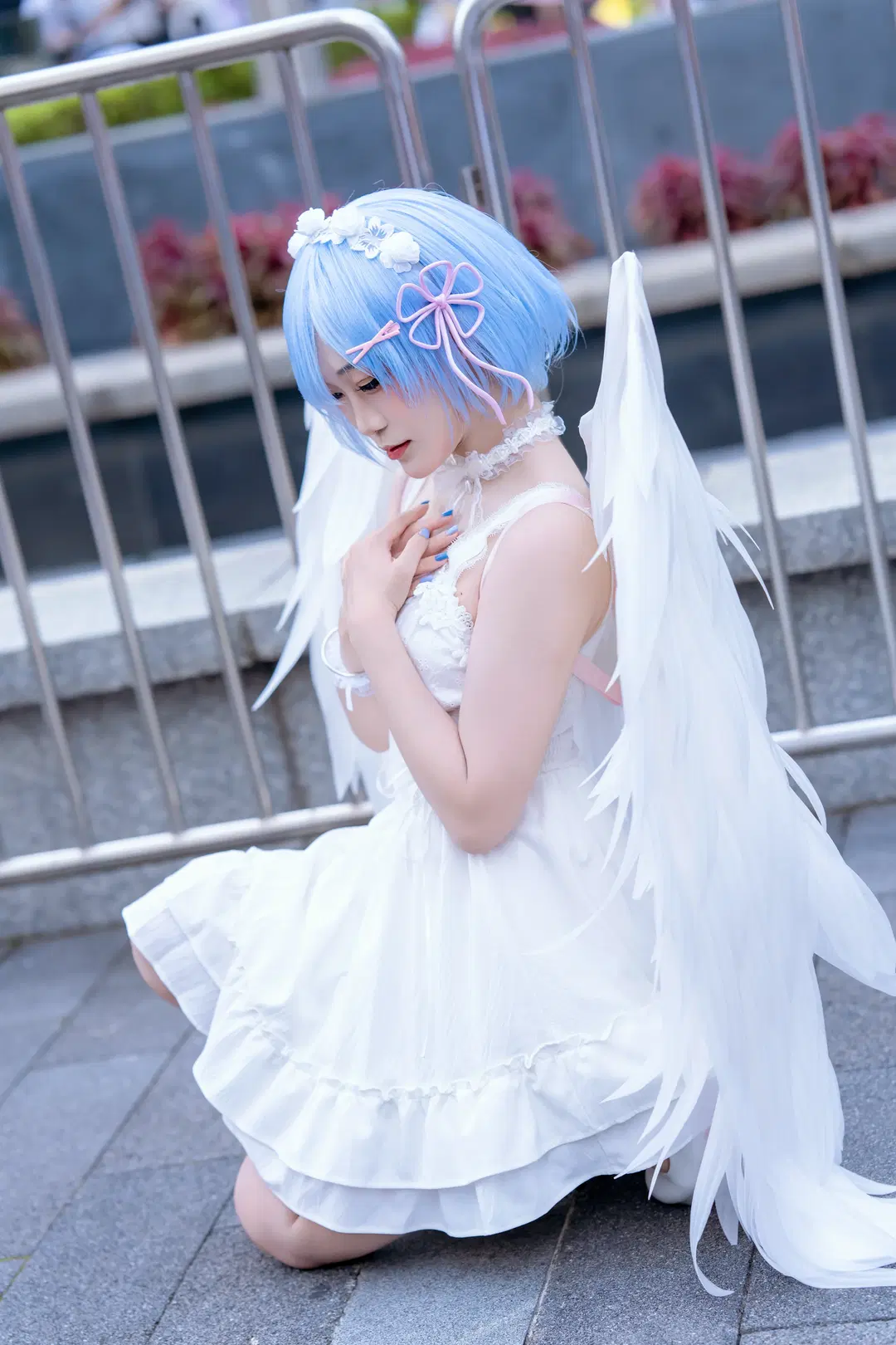 Multiple Outfits Convention Photos Outside the Firefly ACG Expo: A Day of White-Haired Uniform and Elf Costume by Kirito君 - Image 5