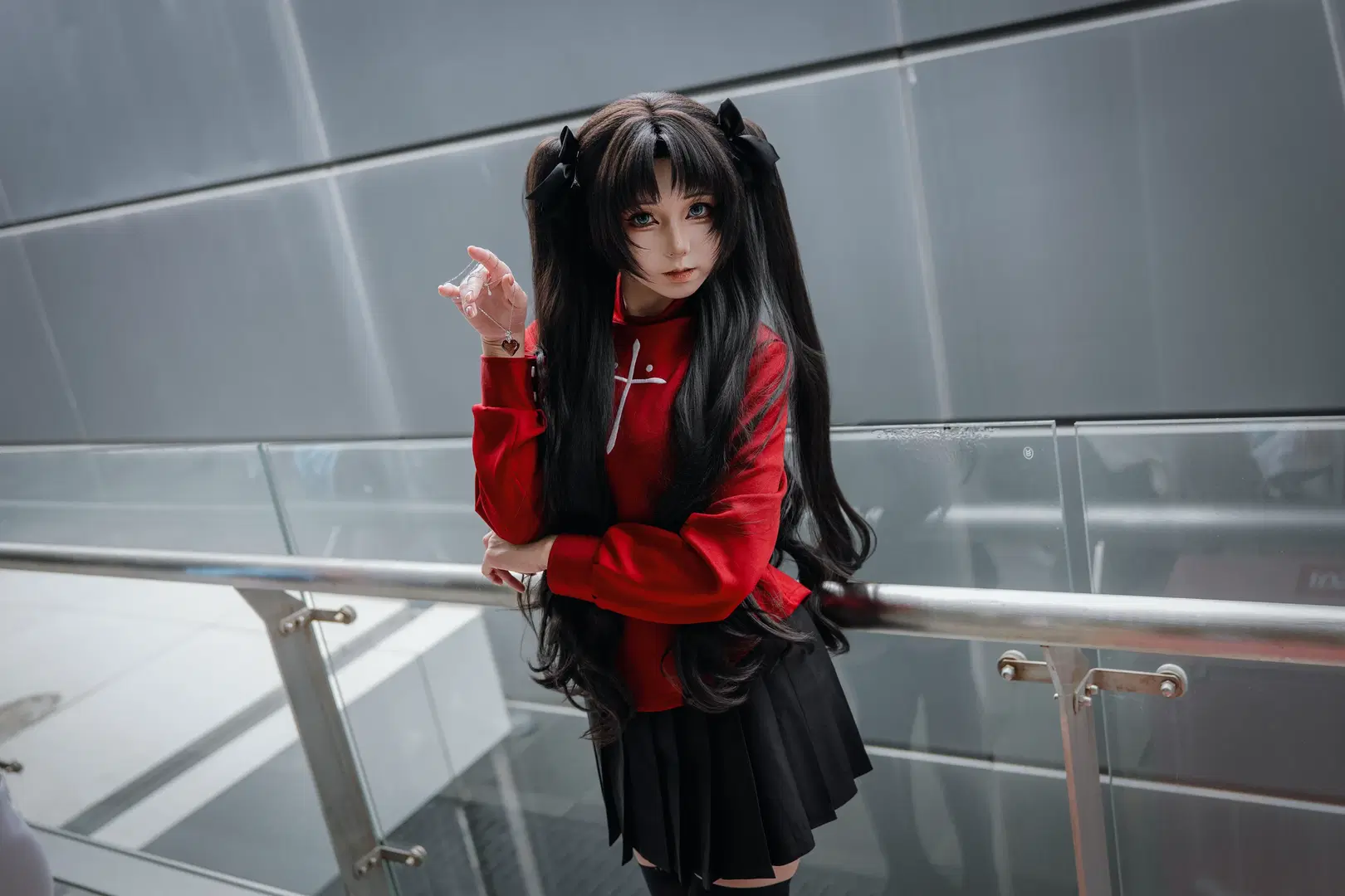 【远坂凛cos】漫展楼梯间的红黑经典搭配 - Kirito君 - 第5张