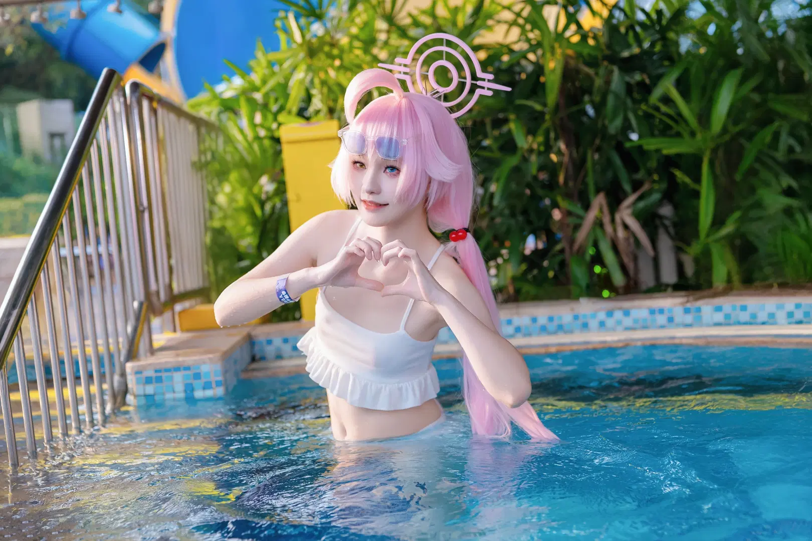 [Takanashi Hoshino cosplay] Blue Archive Summer Swimsuit Shoot at the Water Park by Kirito君 - Image 7