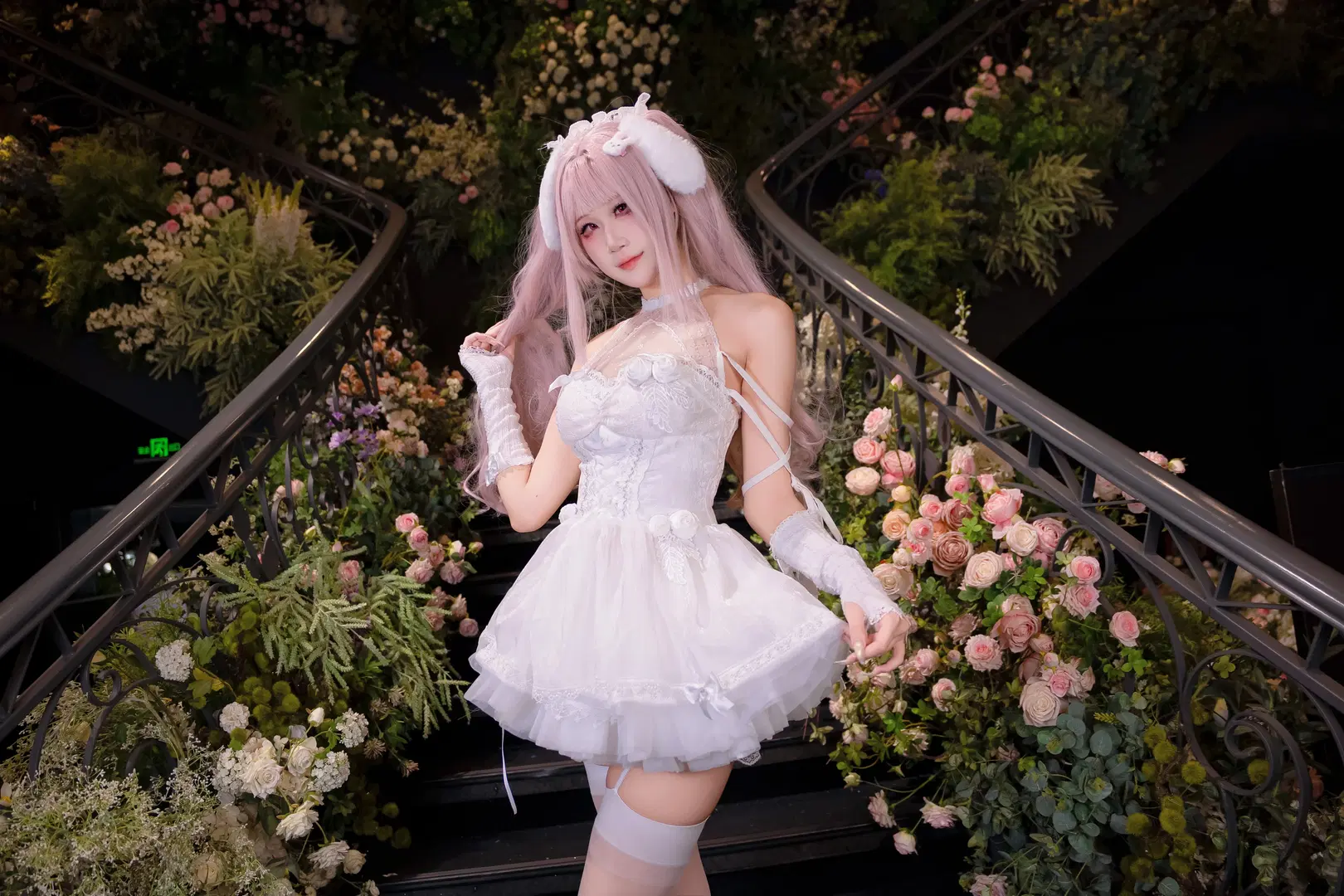 【アリス コスプレ】『勝利の女神』花嫁姿で魅せる多角的な美の軌跡 - Kirito君 - 10枚目