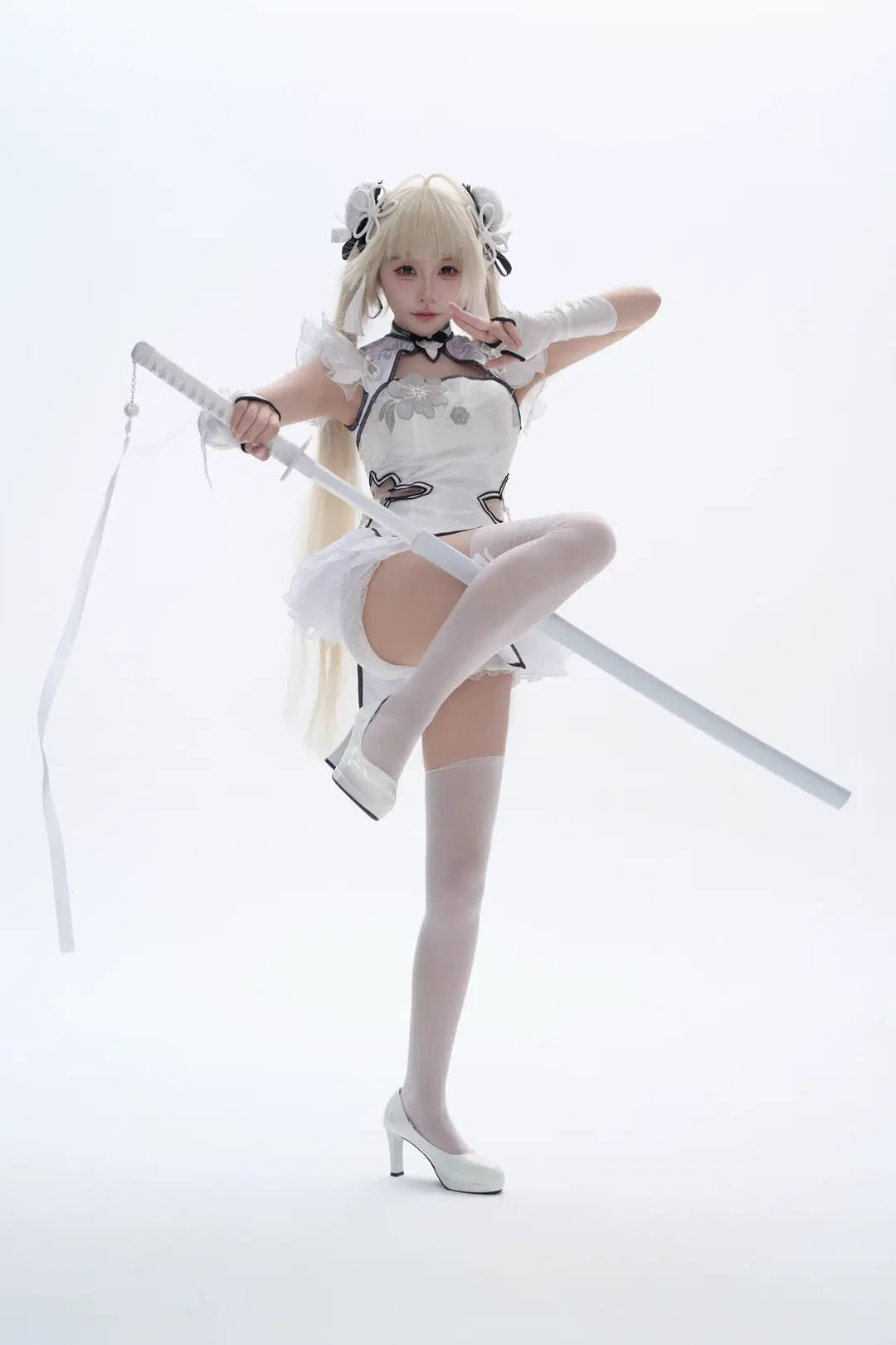 殷紫萍cos, 玉髓冰心, 白丝, cosplay摄影, 改良旗袍