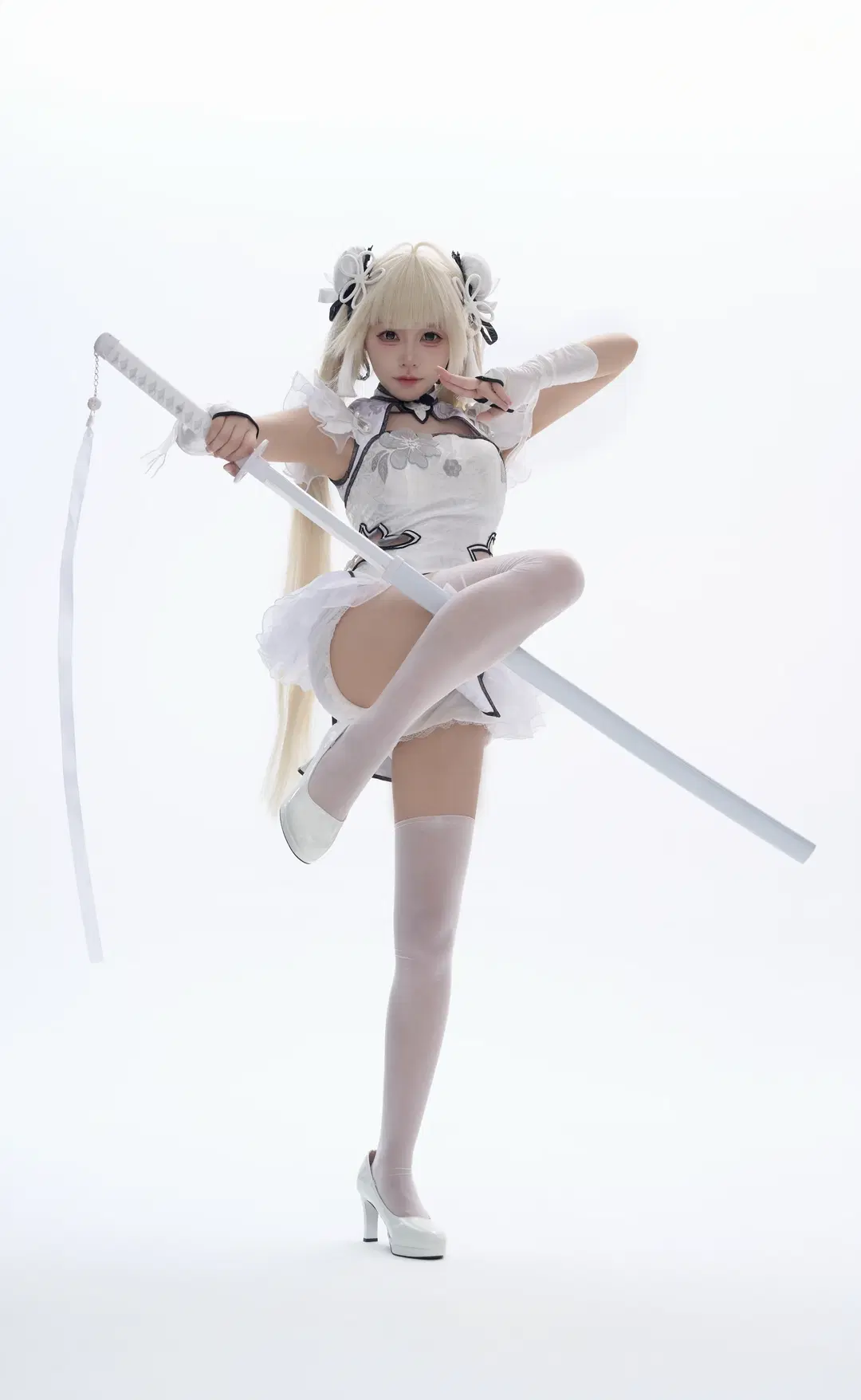 [Yin Ziping cosplay] Chalcedony ice core: Capturing Texture and Dynamic Action in this Look by 是橘子啊i - Image 5