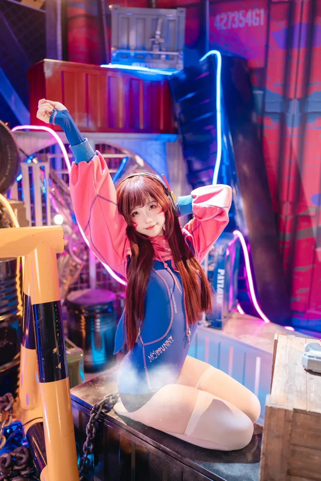 D.Va cos 守望先锋 霓虹工业风白丝穿搭 - drama来啦 - 第5张