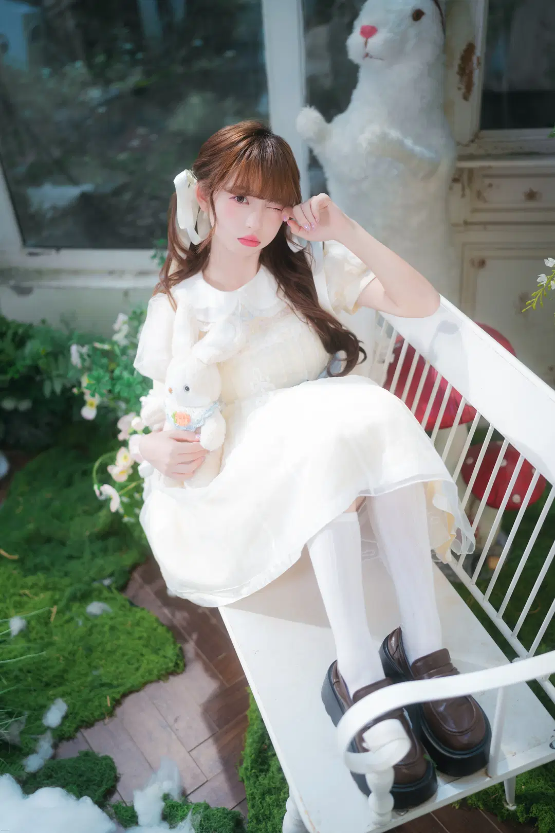 洛麗塔風格, 白月光穿搭, 甜美少女寫真, 白色絲襪搭配, 仙氣小白裙