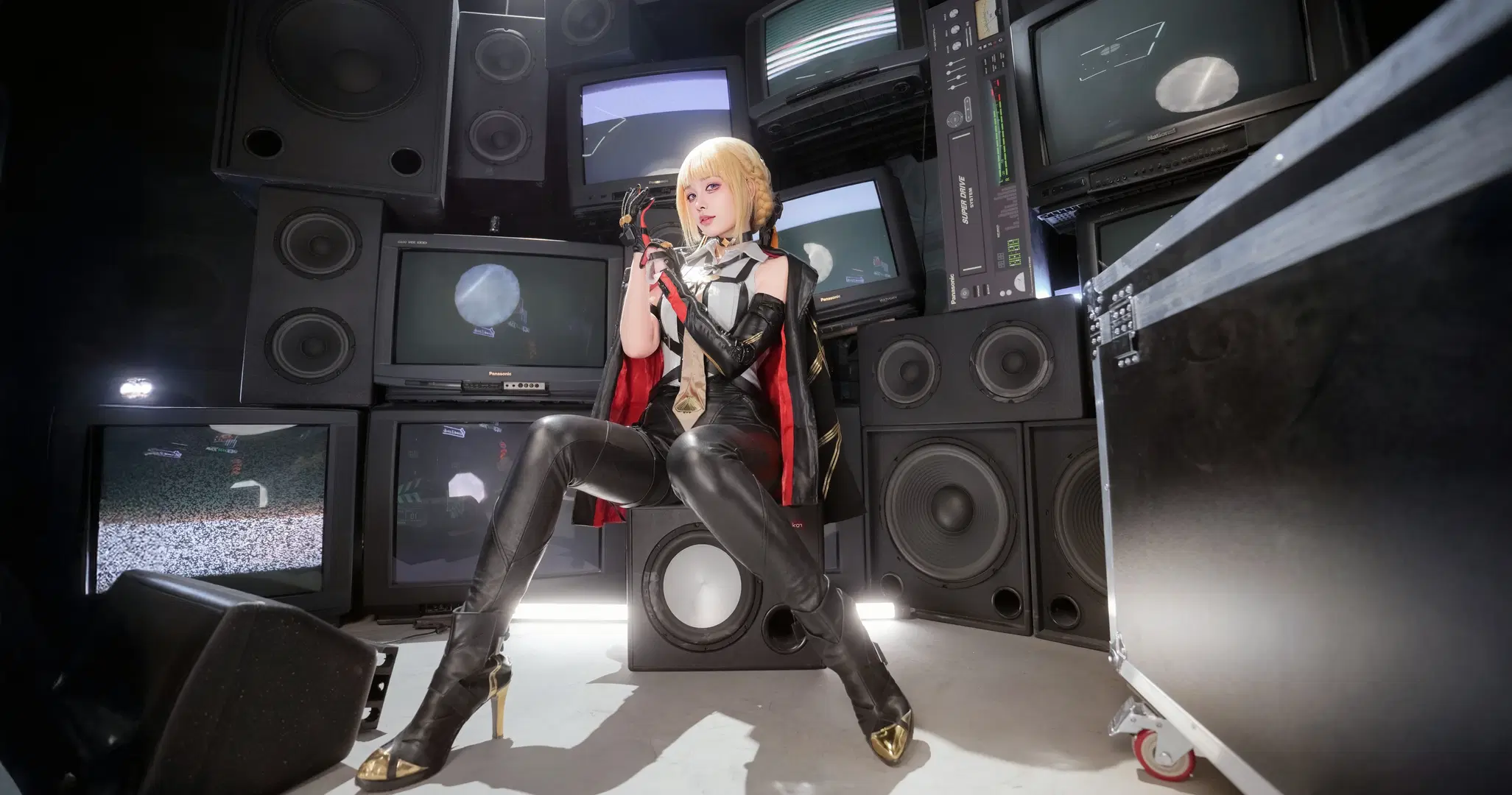 [Evelyn cosplay] Zenless Zone Zero Techwear in a Retro Electronic Studio by 摸一凹猫（2_5次元版） - Image 4
