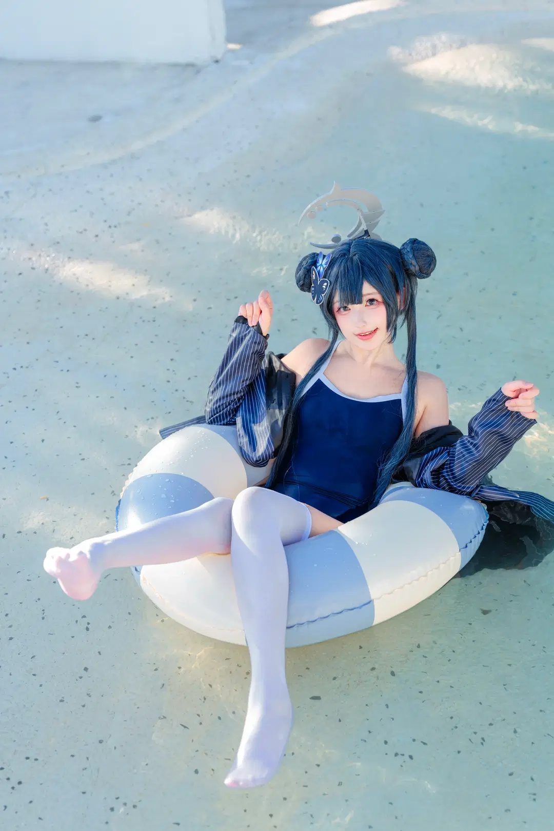 ブルーアーカイブ, キサキ コスプレ, 水着コスプレ, 屋外写真, 白ストッキング