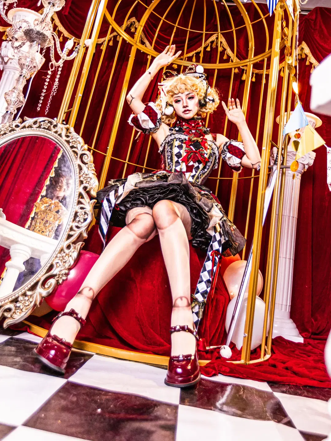紅黑棋盤格馬戲團Lolita，籠中的怪誕人偶寫真 - 木希琳 - 第10張